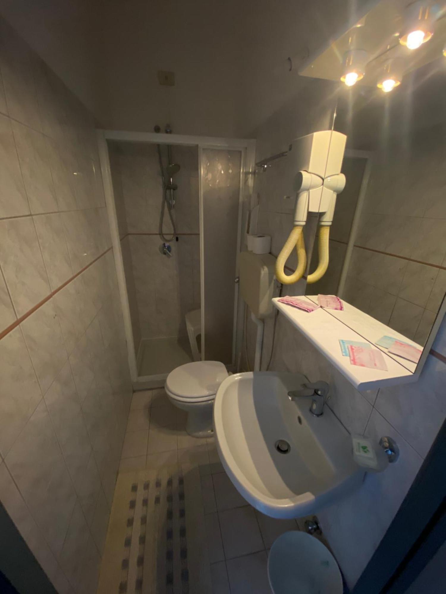 Triple Room,1209375379:JPEG
