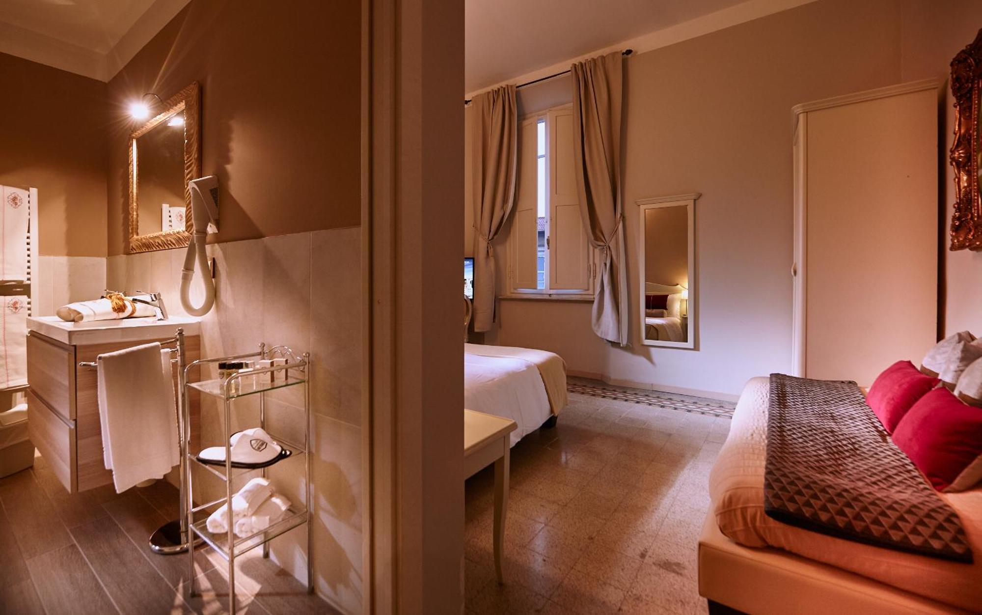 Family triple room