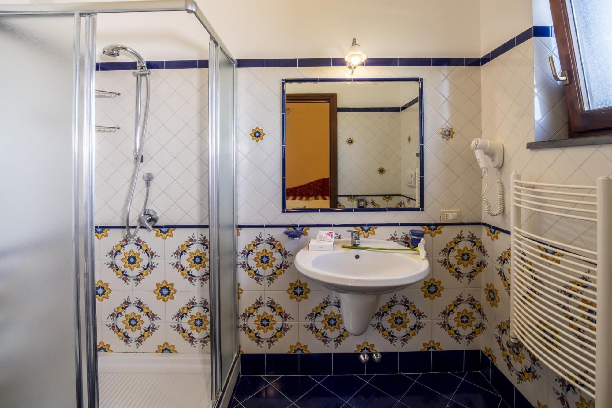 Triple Room,1179187147:JPEG
