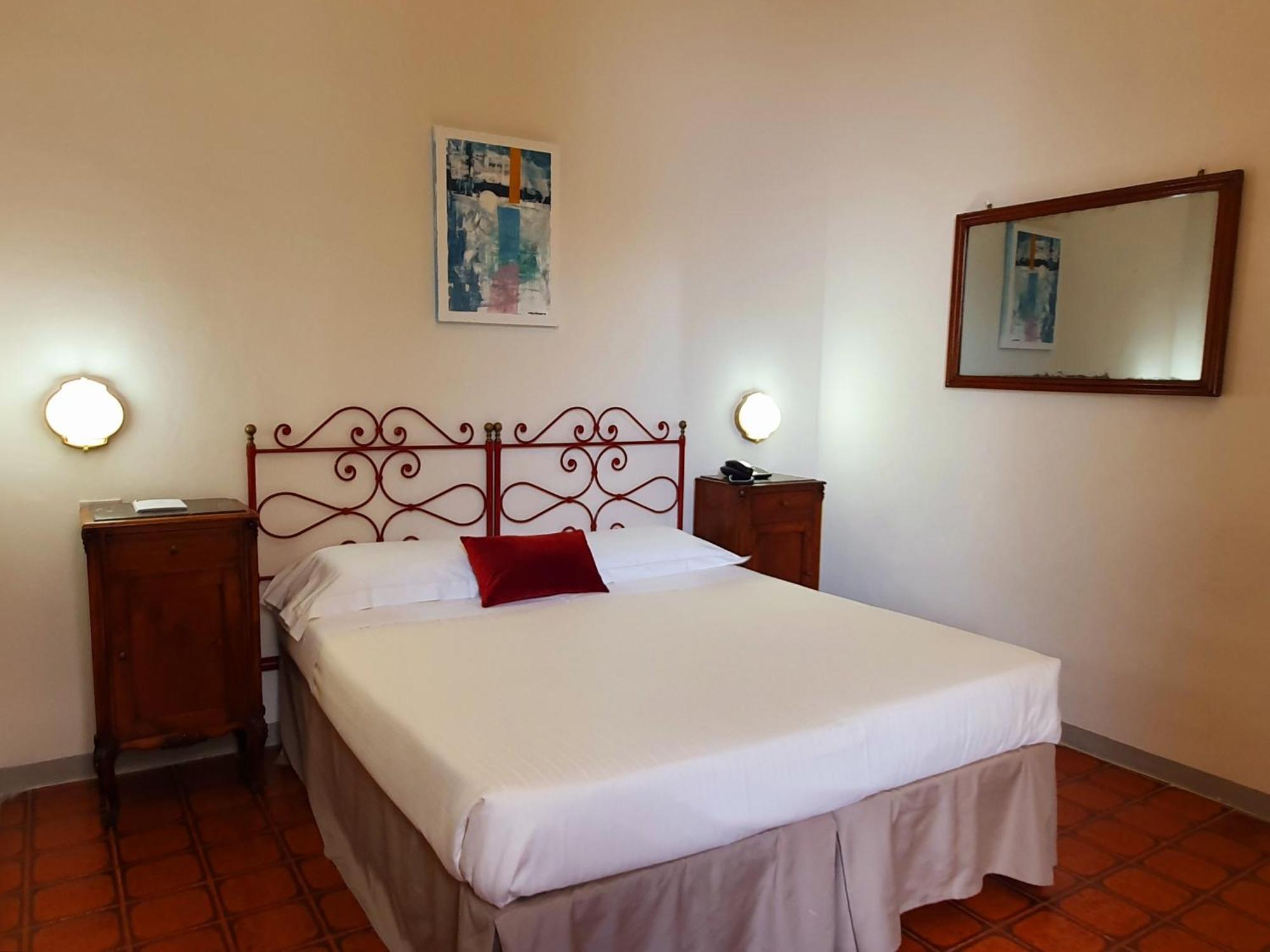 Standard Double Room,1614777359:JPEG