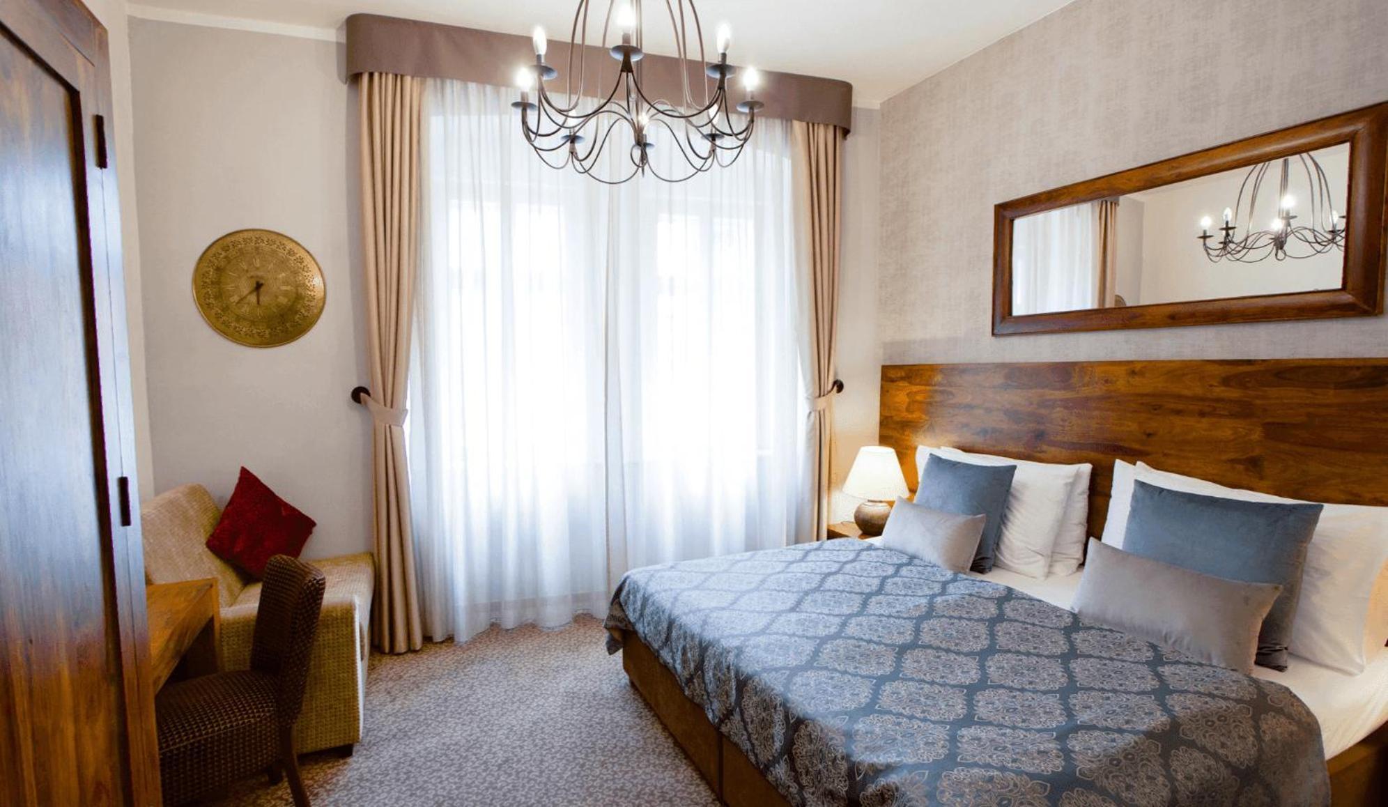 Camera Matrimoniale con Letto Supplementare