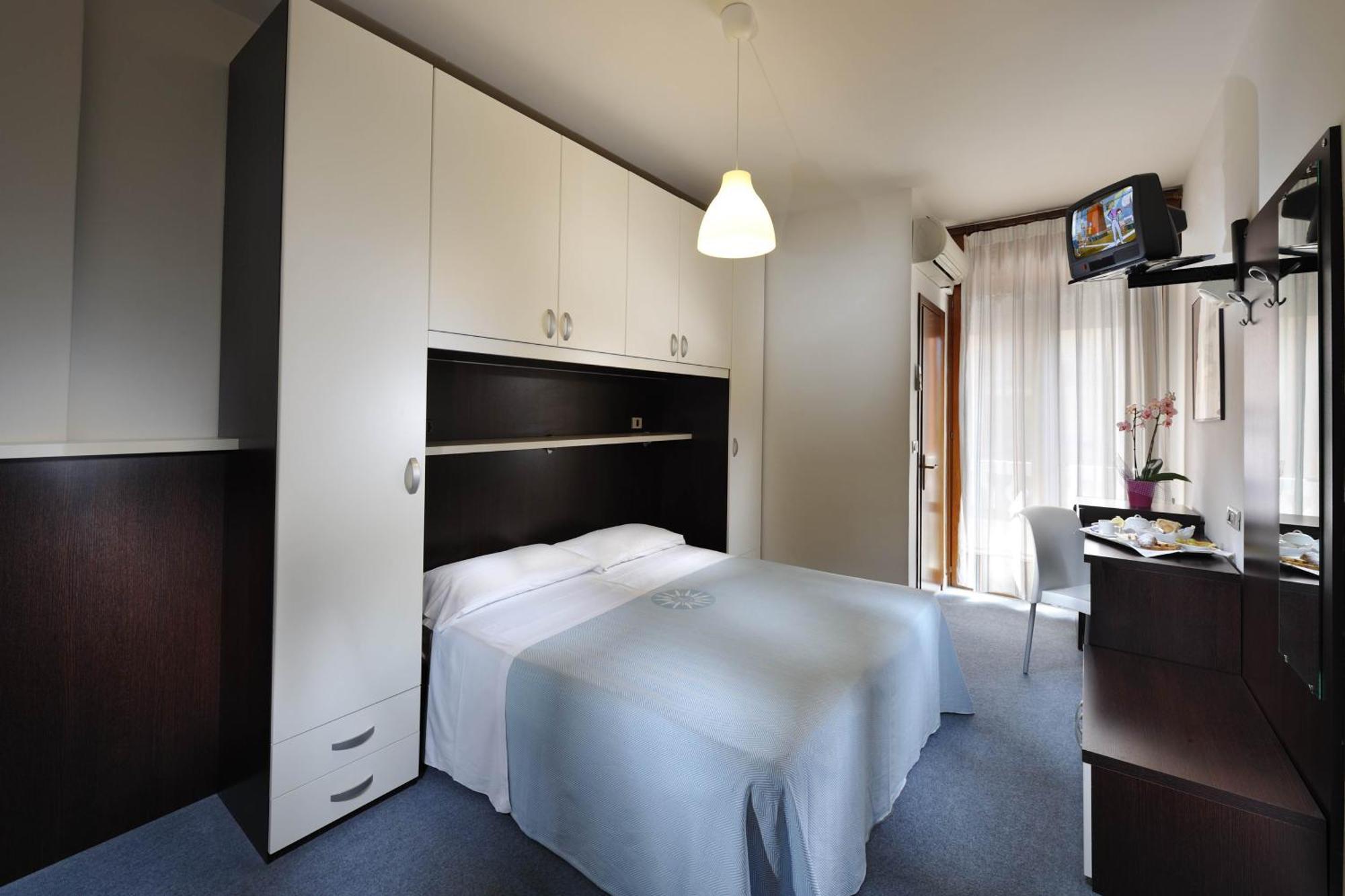 Double or Twin Room Balcony