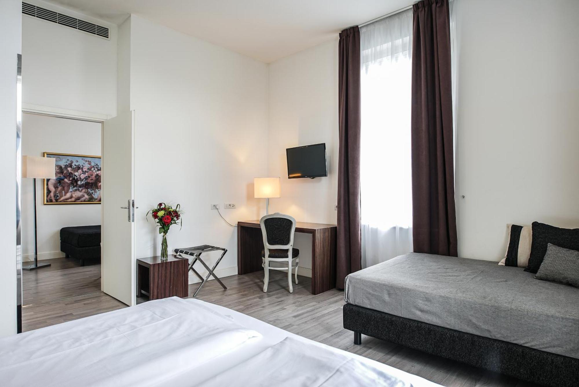 Junior Suite,1209644848:JPEG