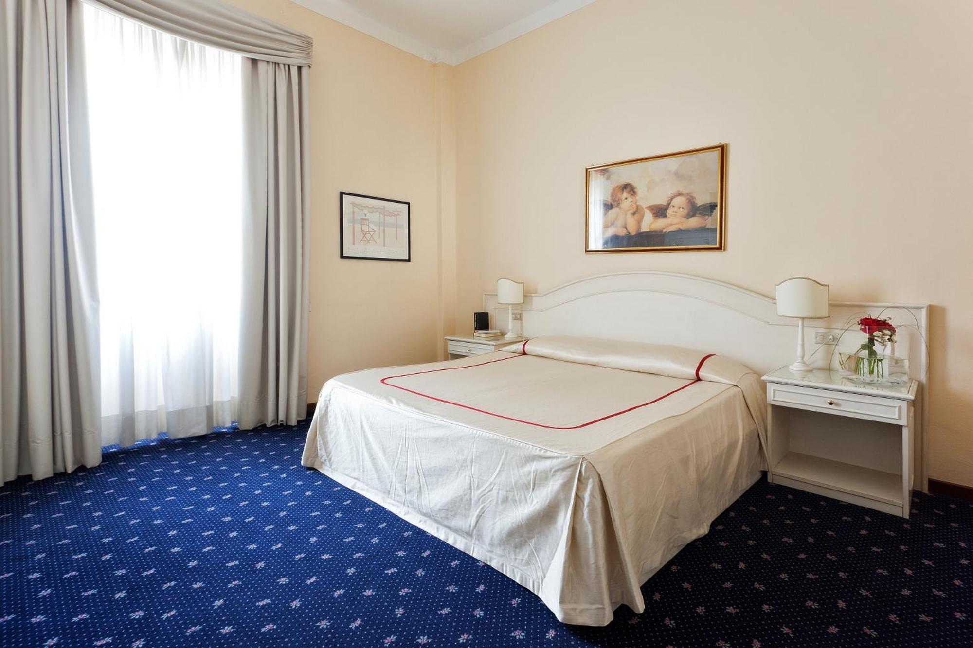 Quadruple Room,19946377:JPEG