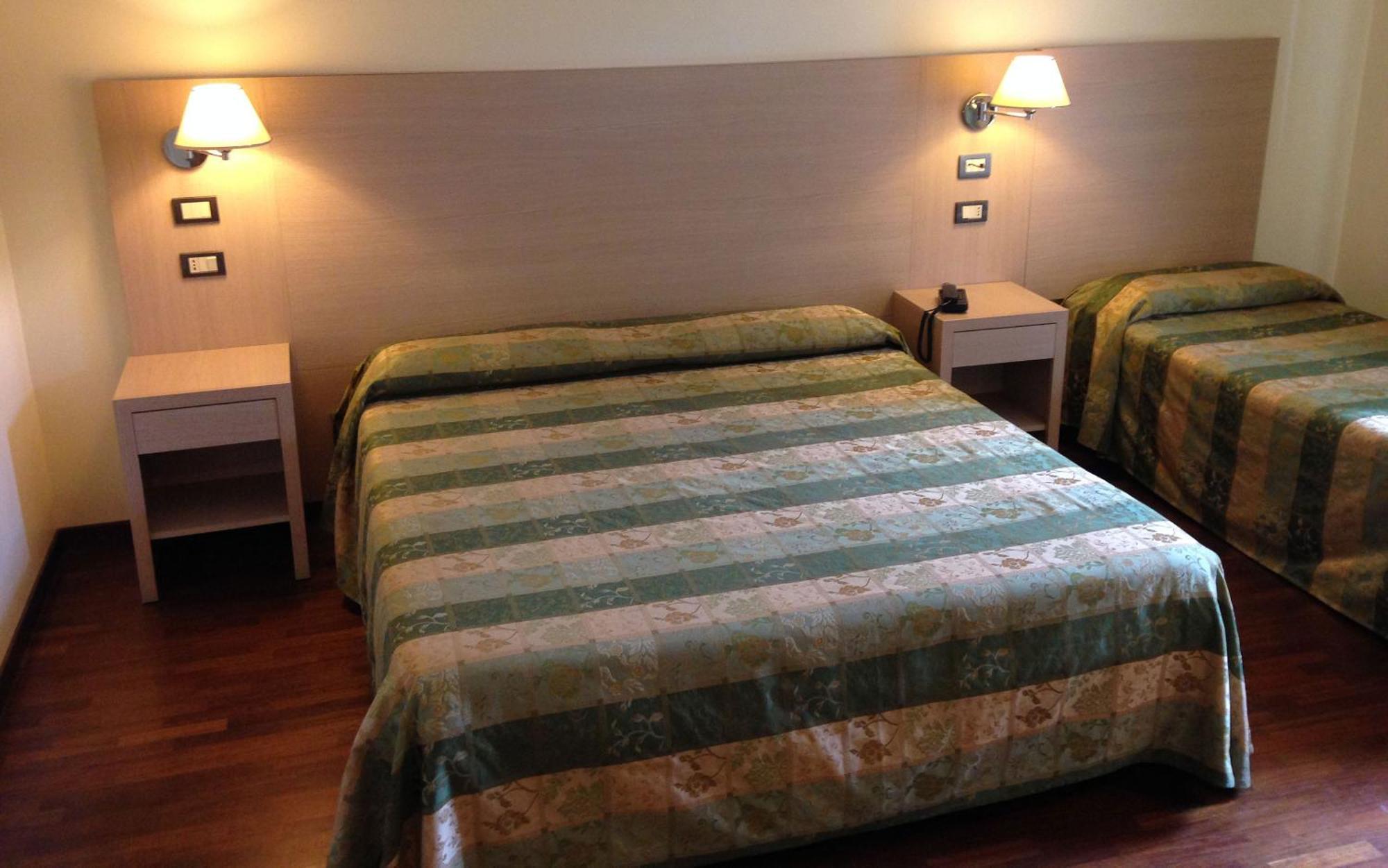Triple Room,1209721654:JPEG
