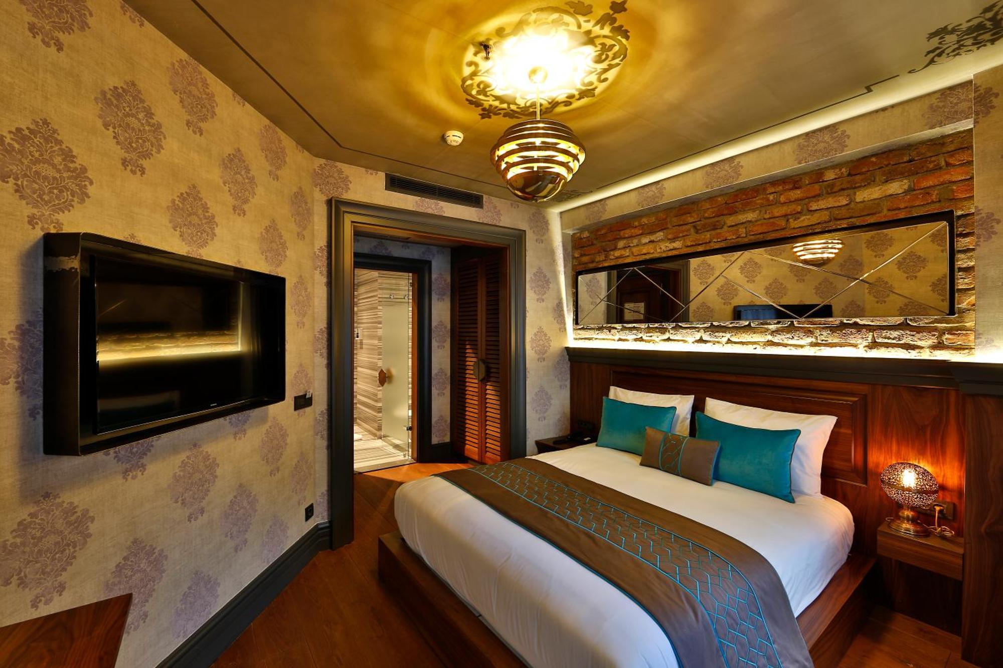Superior Room,1209737545:JPEG