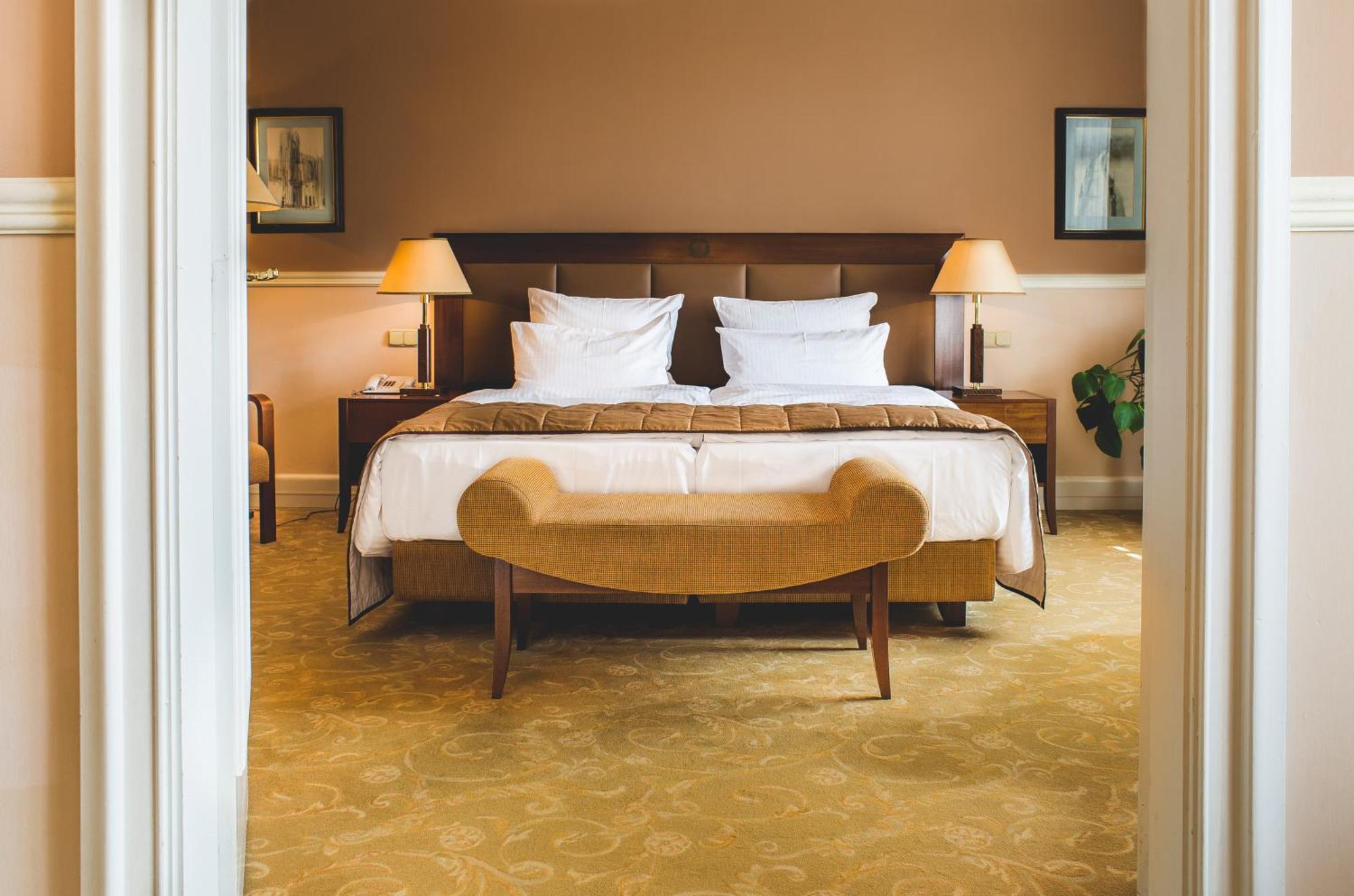 Deluxe Junior Suite,1498577806:JPEG