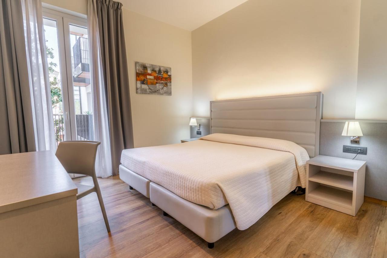 Superior Double or Twin Room,1014040888:JPEG
