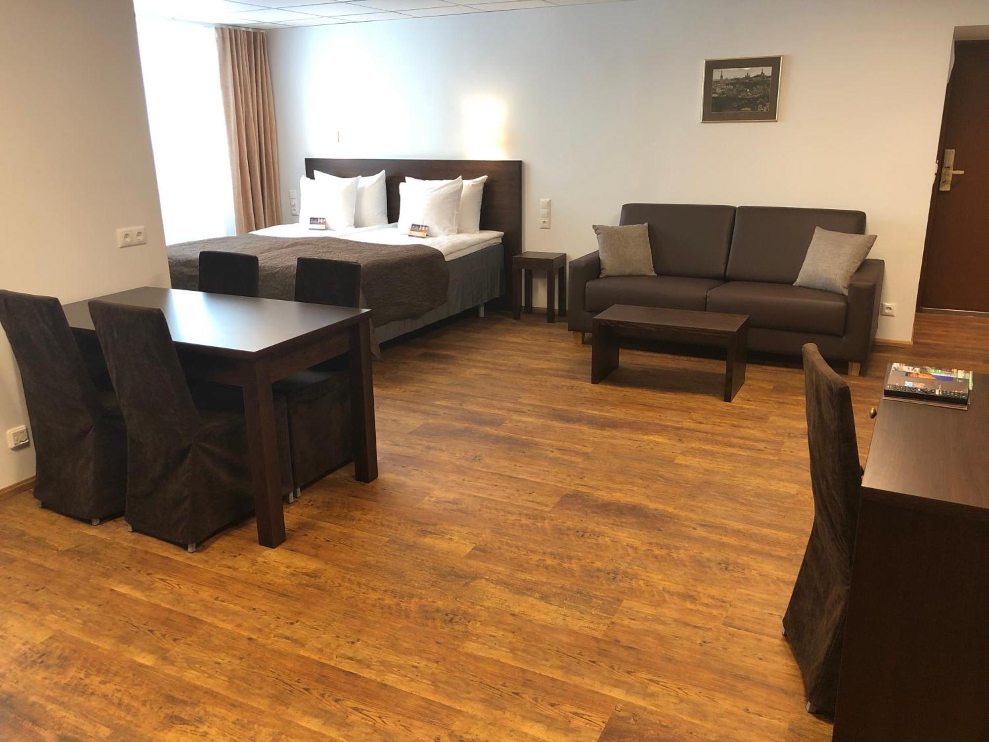 Family or Superior Double or Twin Room,1212417418:JPEG