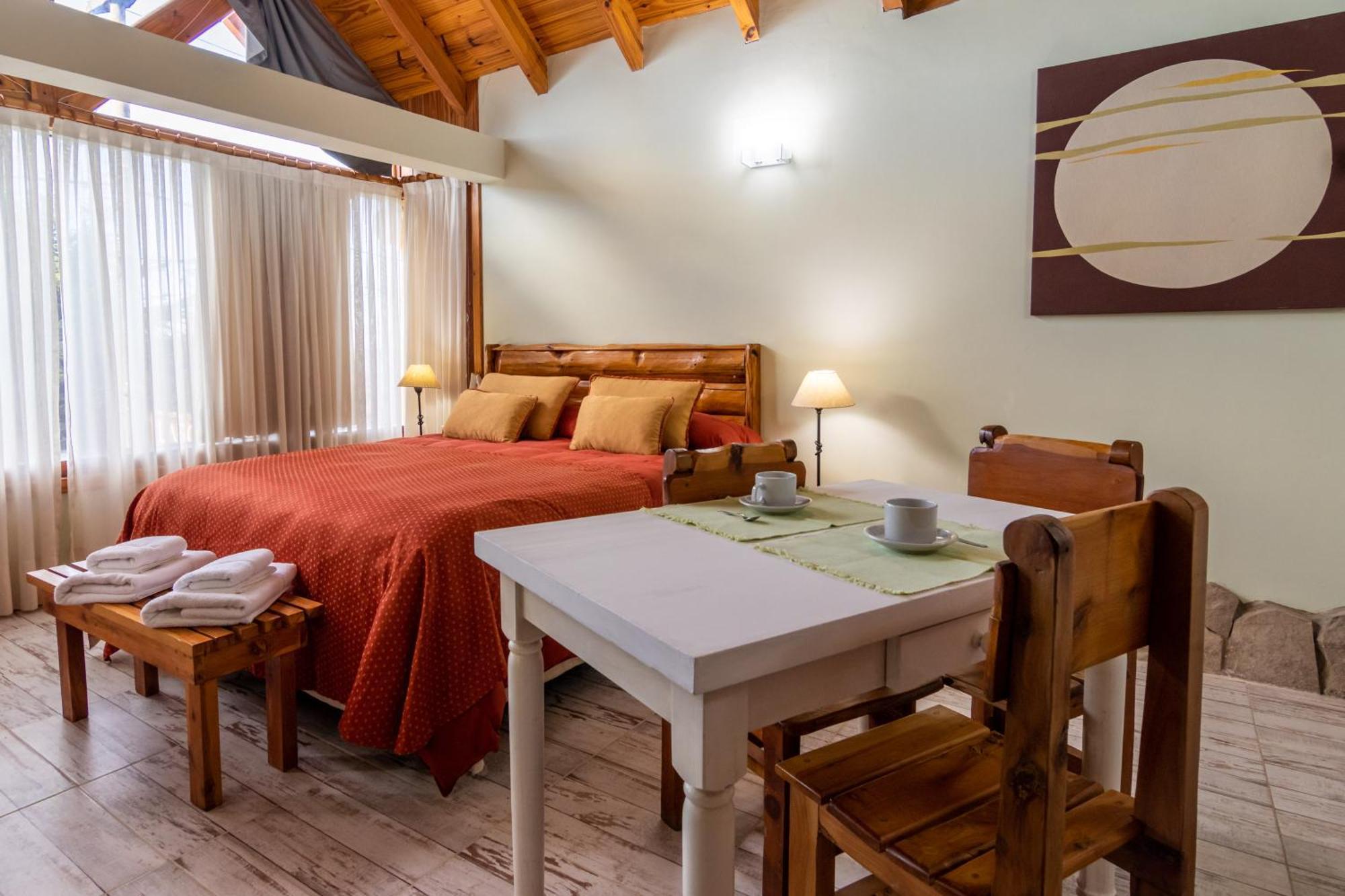 Standard Triple Room,1212462328:JPEG
