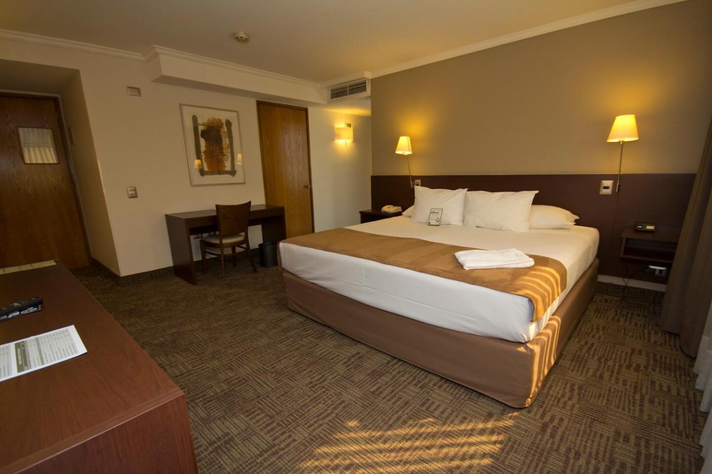Standard King Room