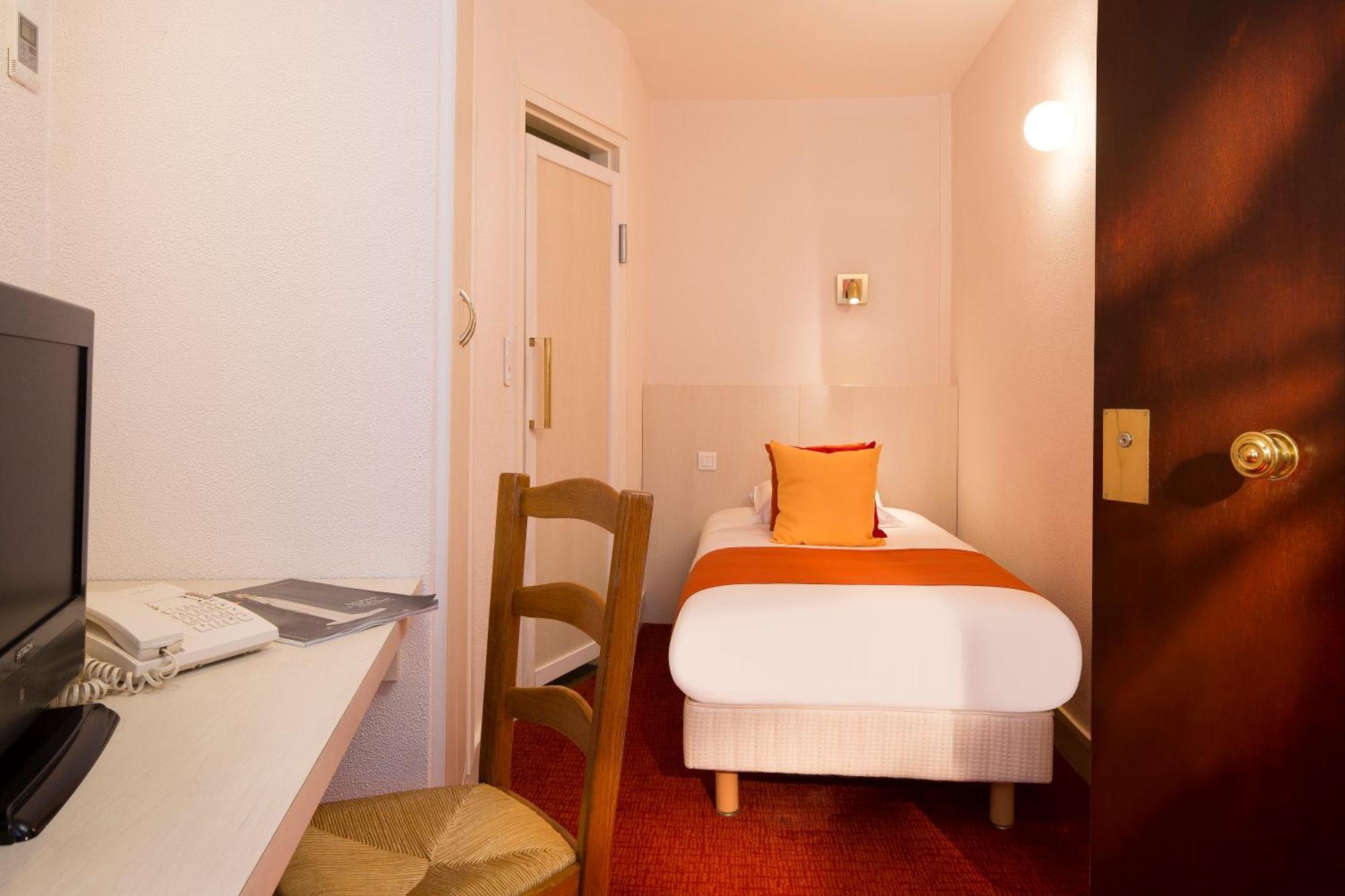 Single Room,1215051331:JPEG