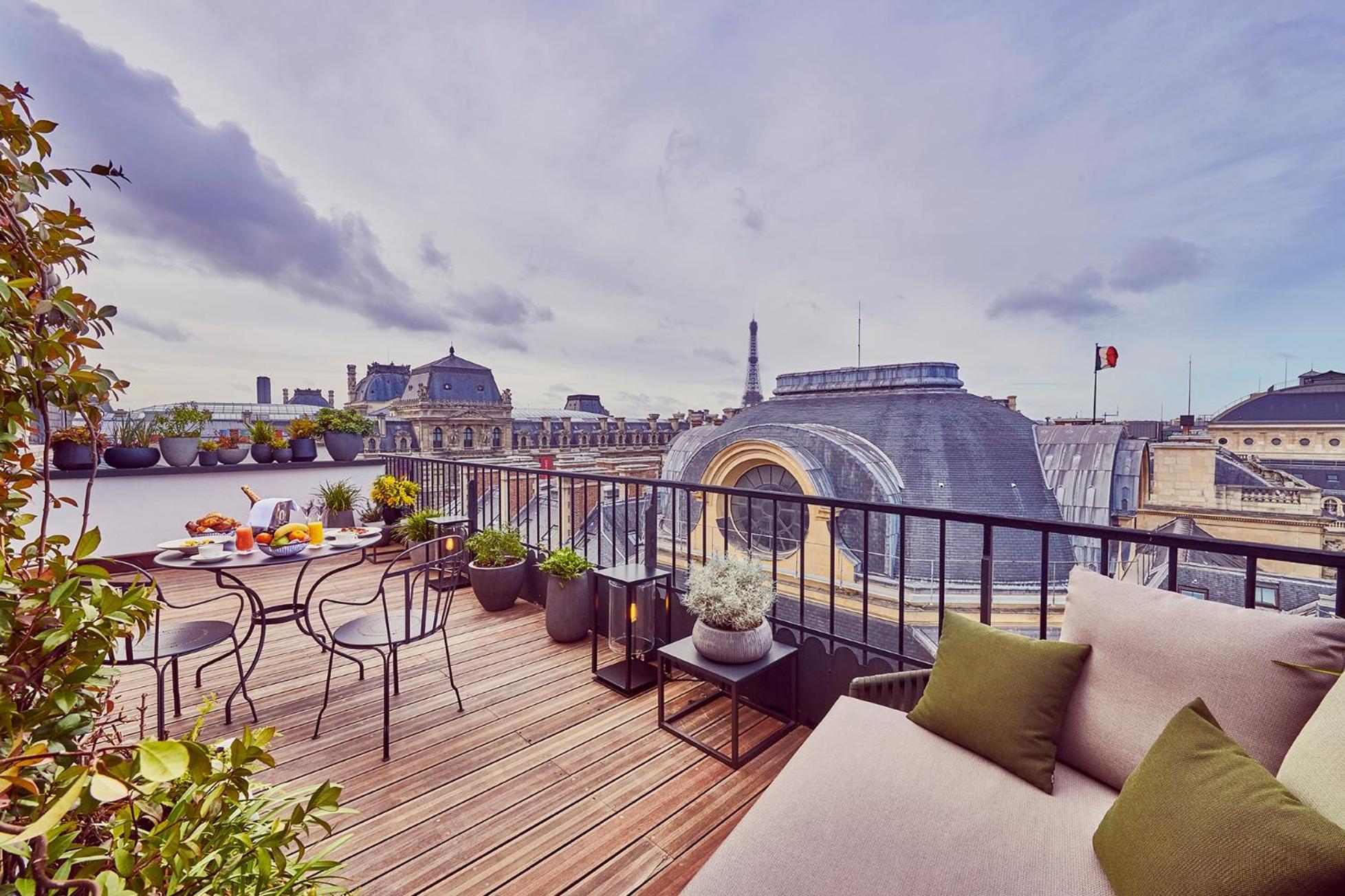 Suite Rooftop,1279128076:JPEG