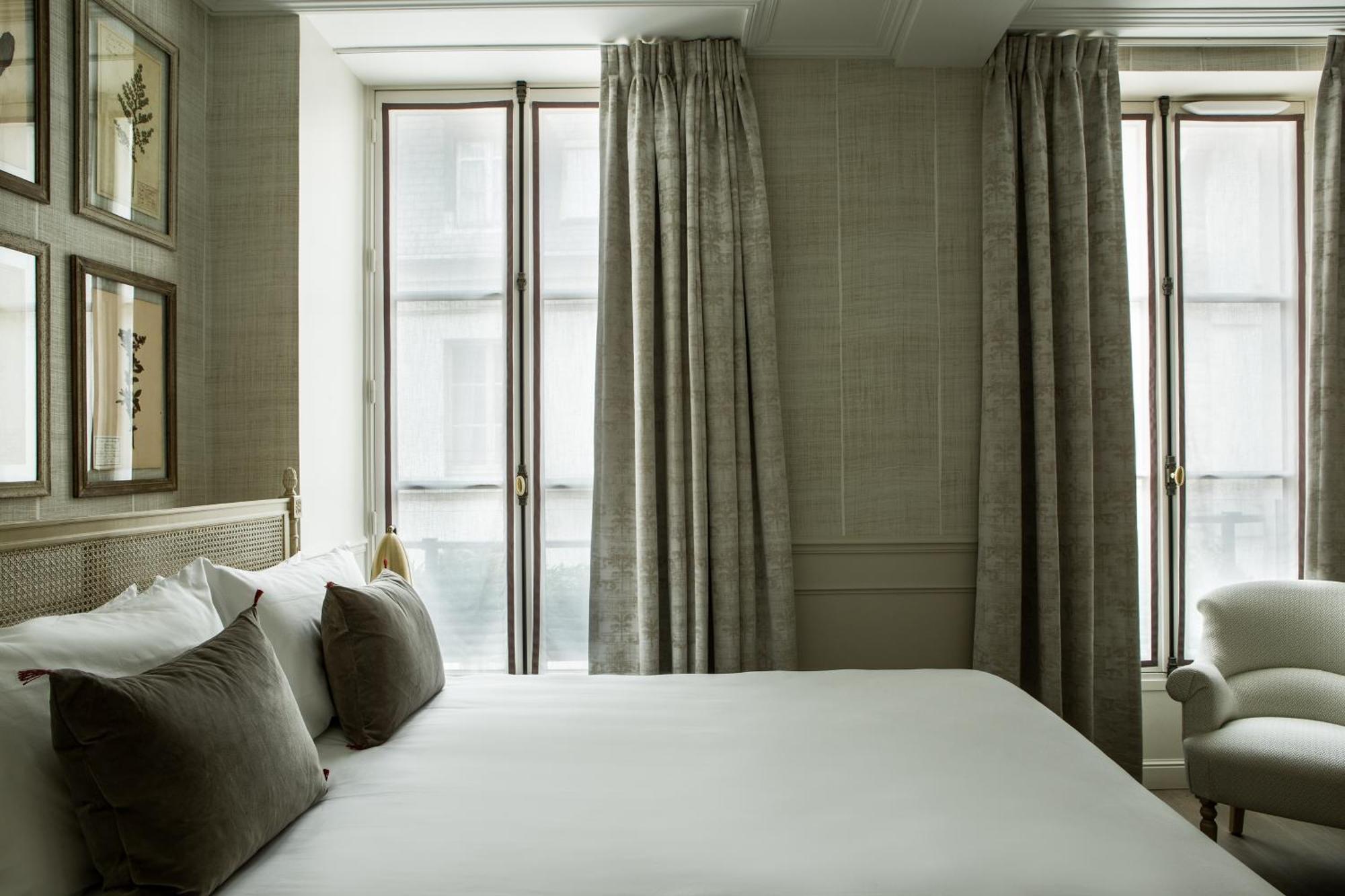 Superior Double Room,695321184:JPEG