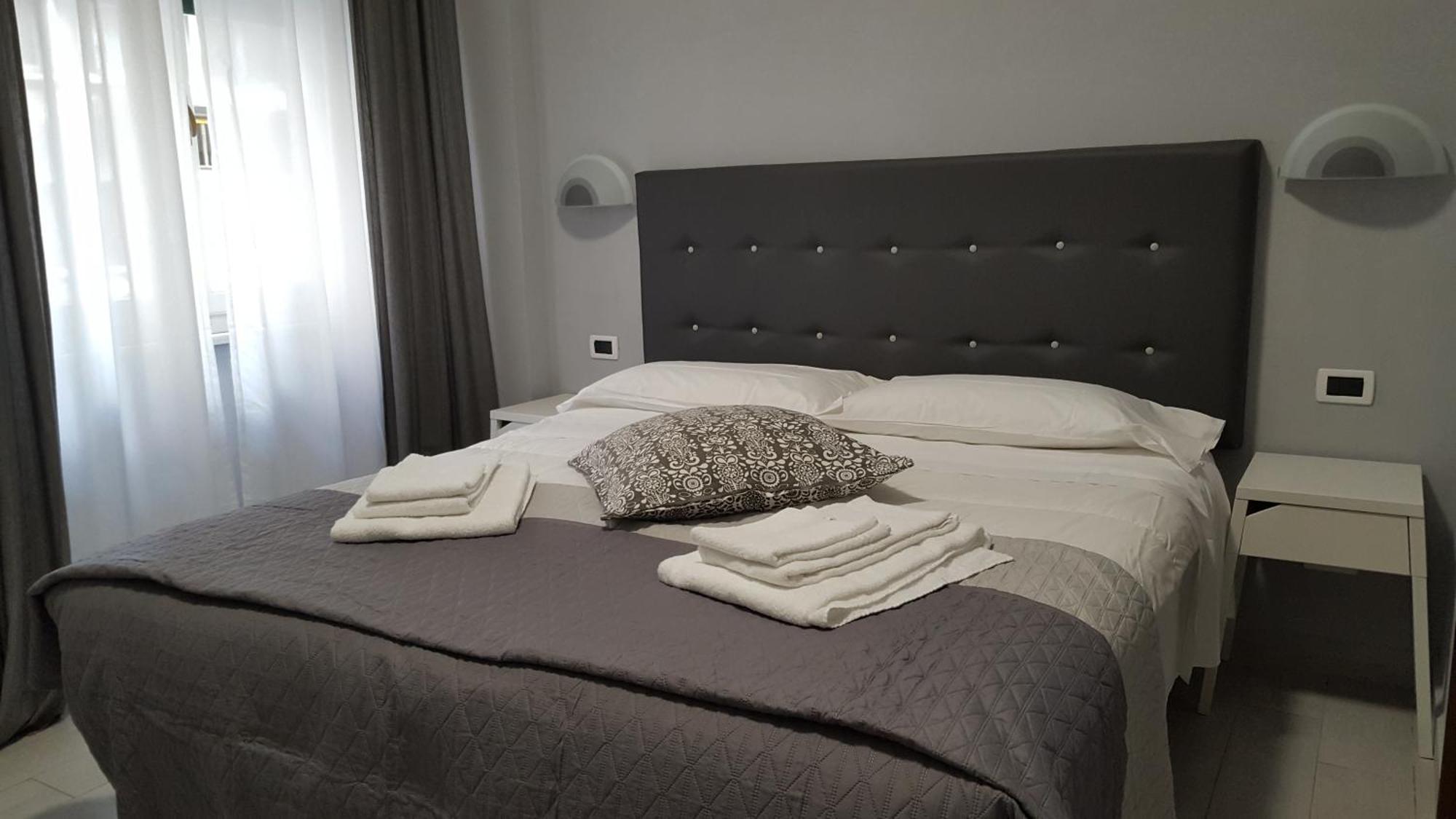 Double Room,744512782:JPEG