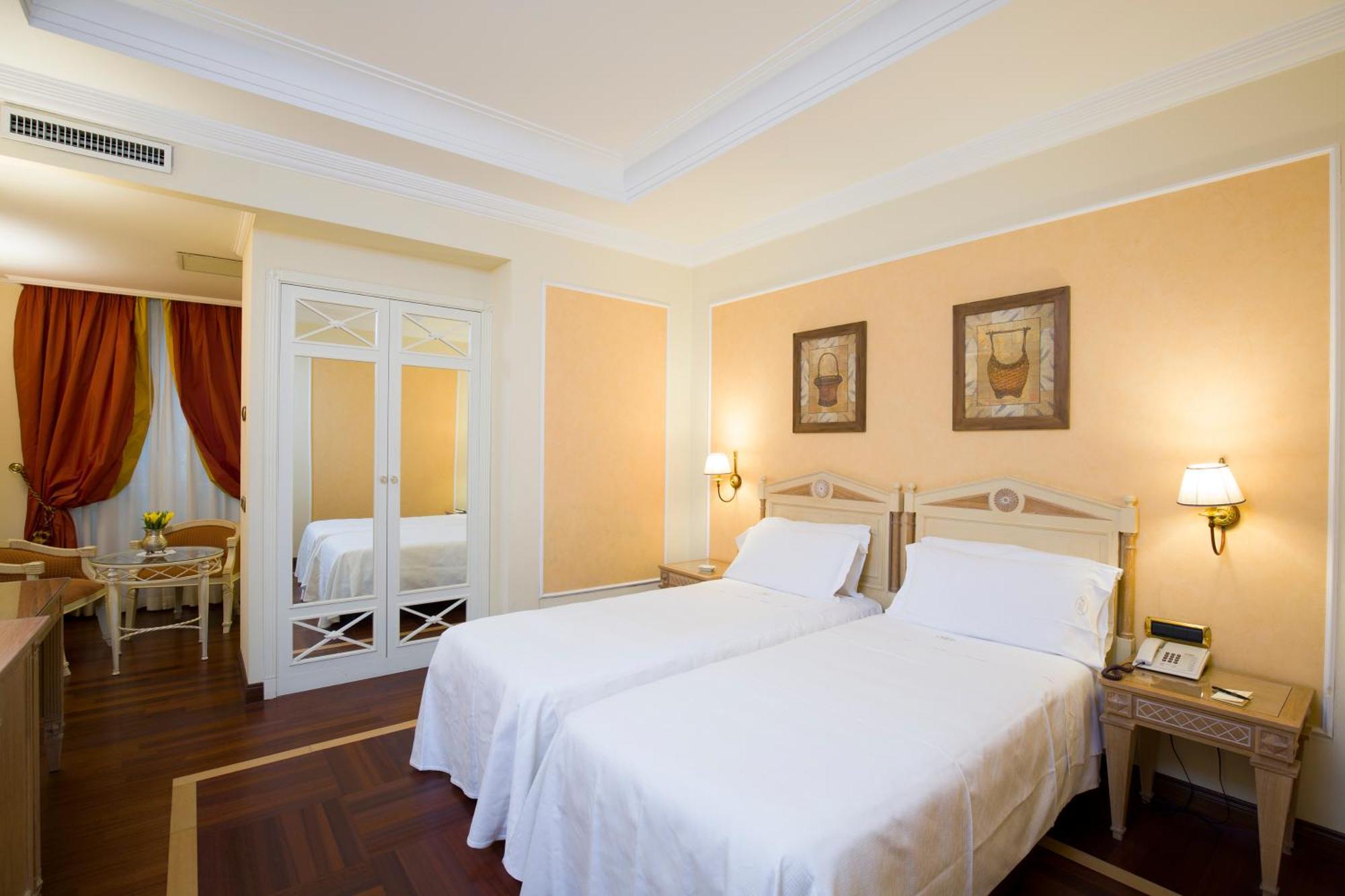 Triple Room,1216008319:JPEG