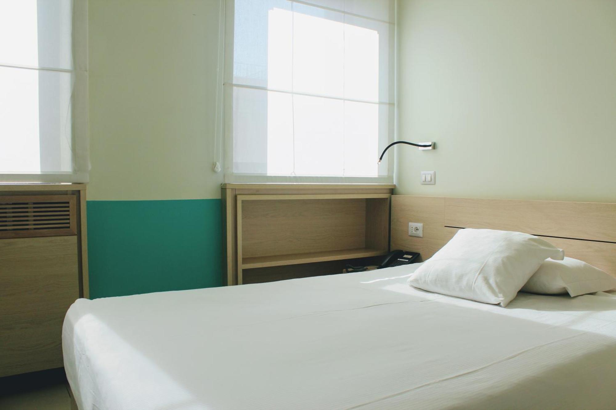 Superior Single Room,1216050196:JPEG