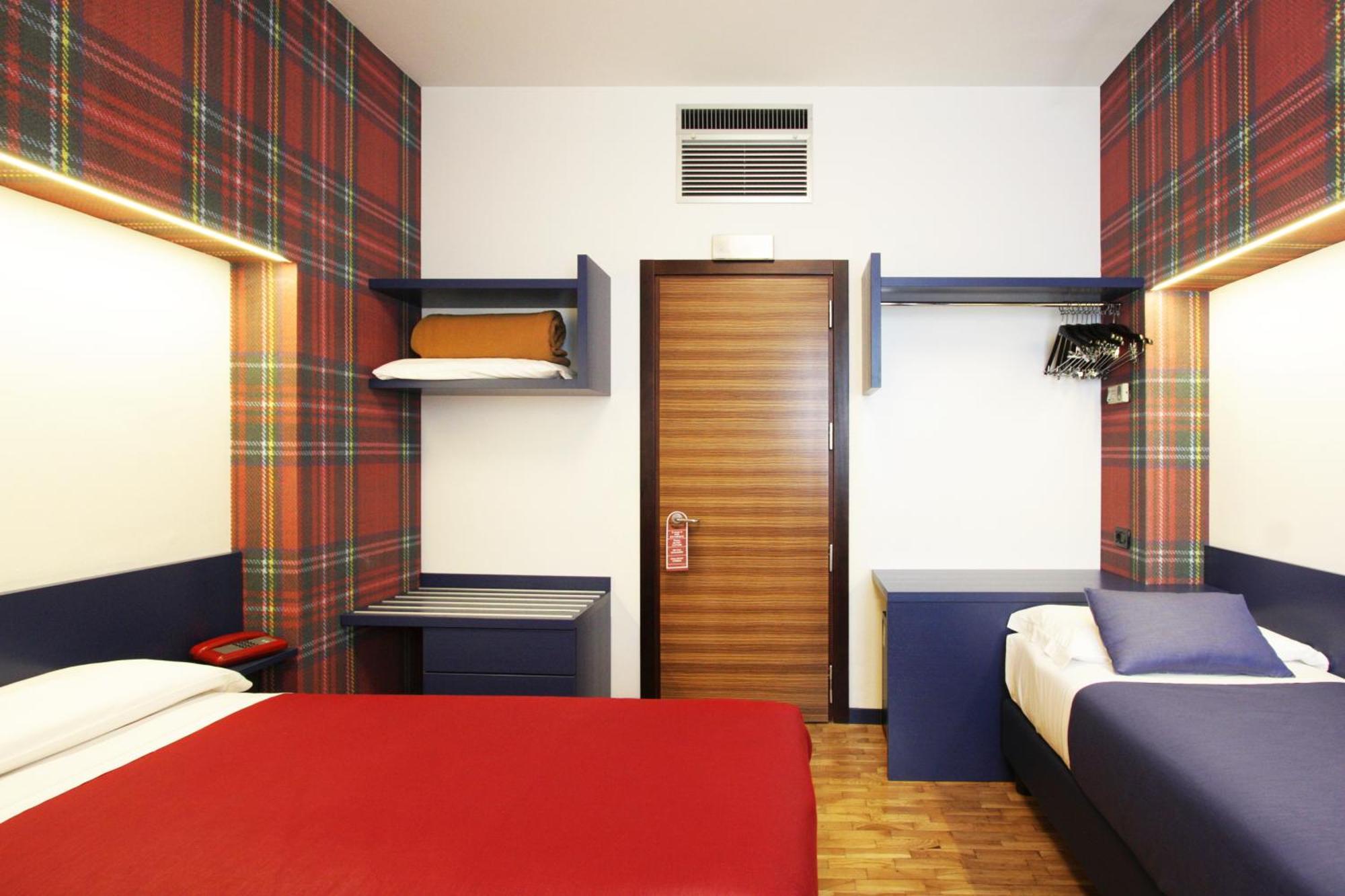 Triple Room,1216145221:JPEG