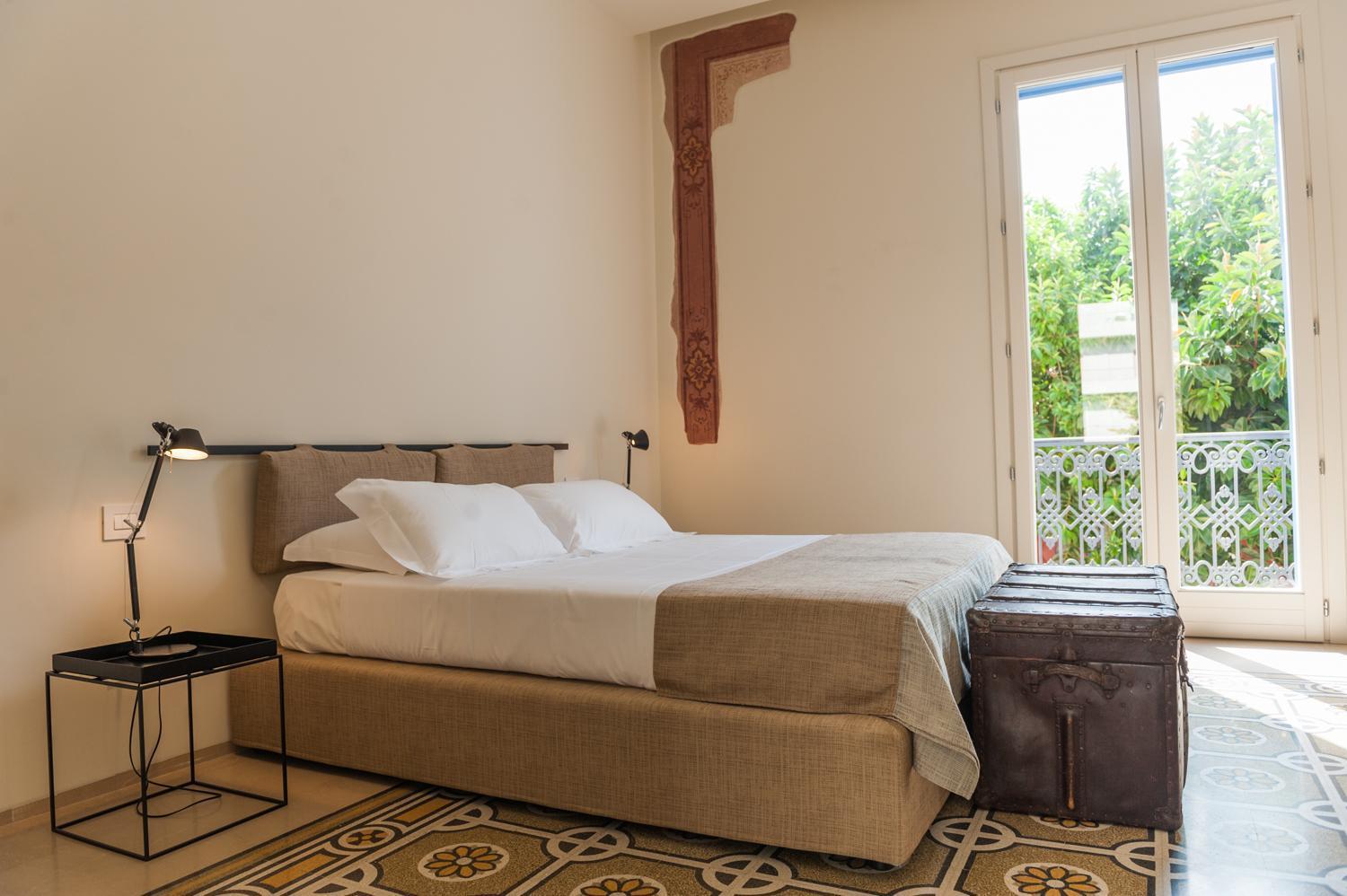Deluxe Suite,1236618427:JPEG