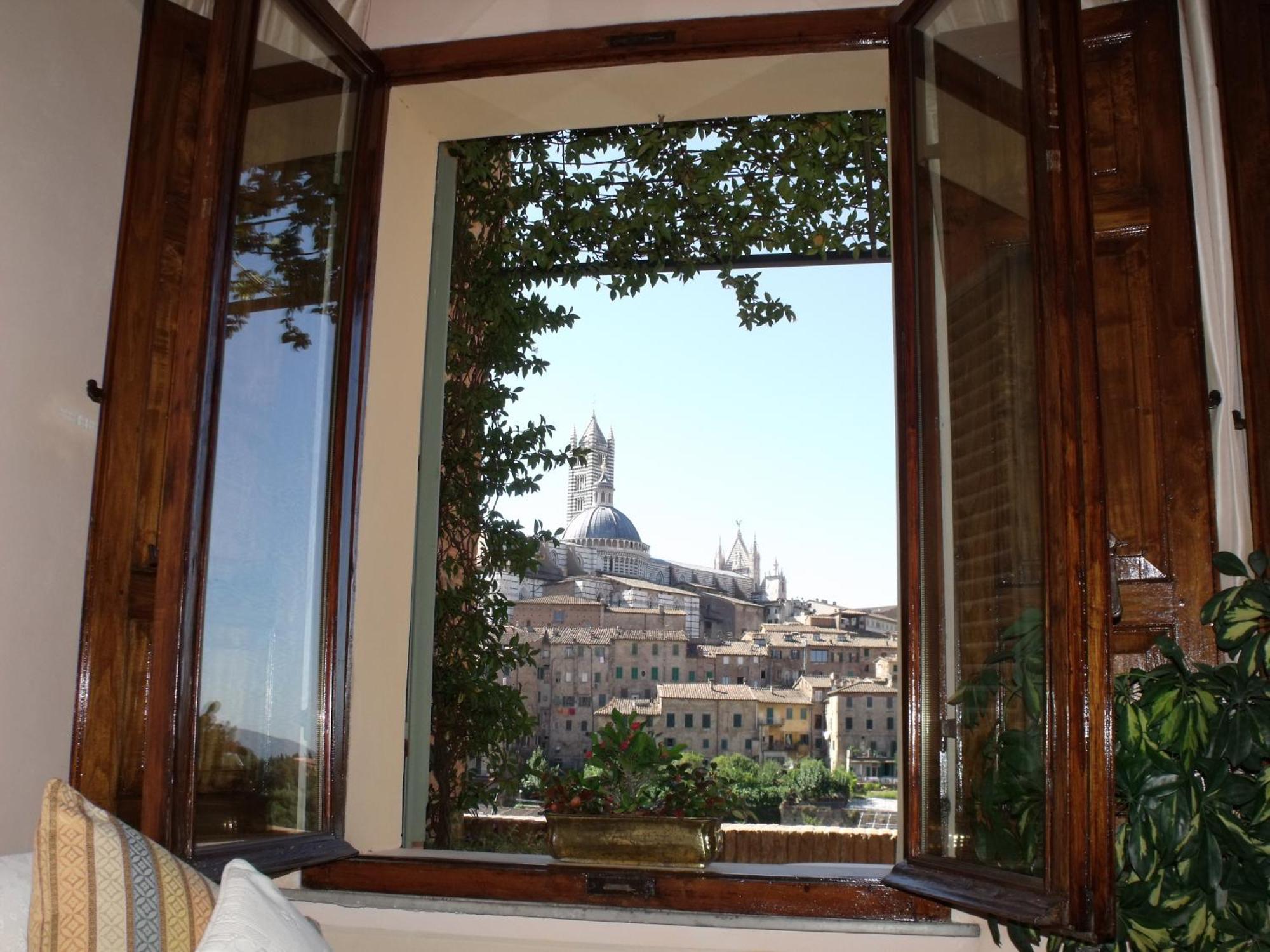 Deluxe Double Room Balcony