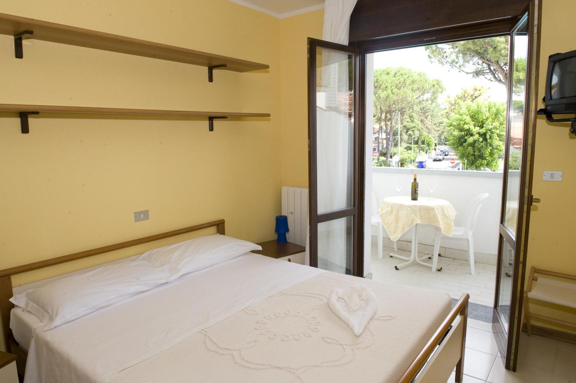 Double Room,122397763:JPEG
