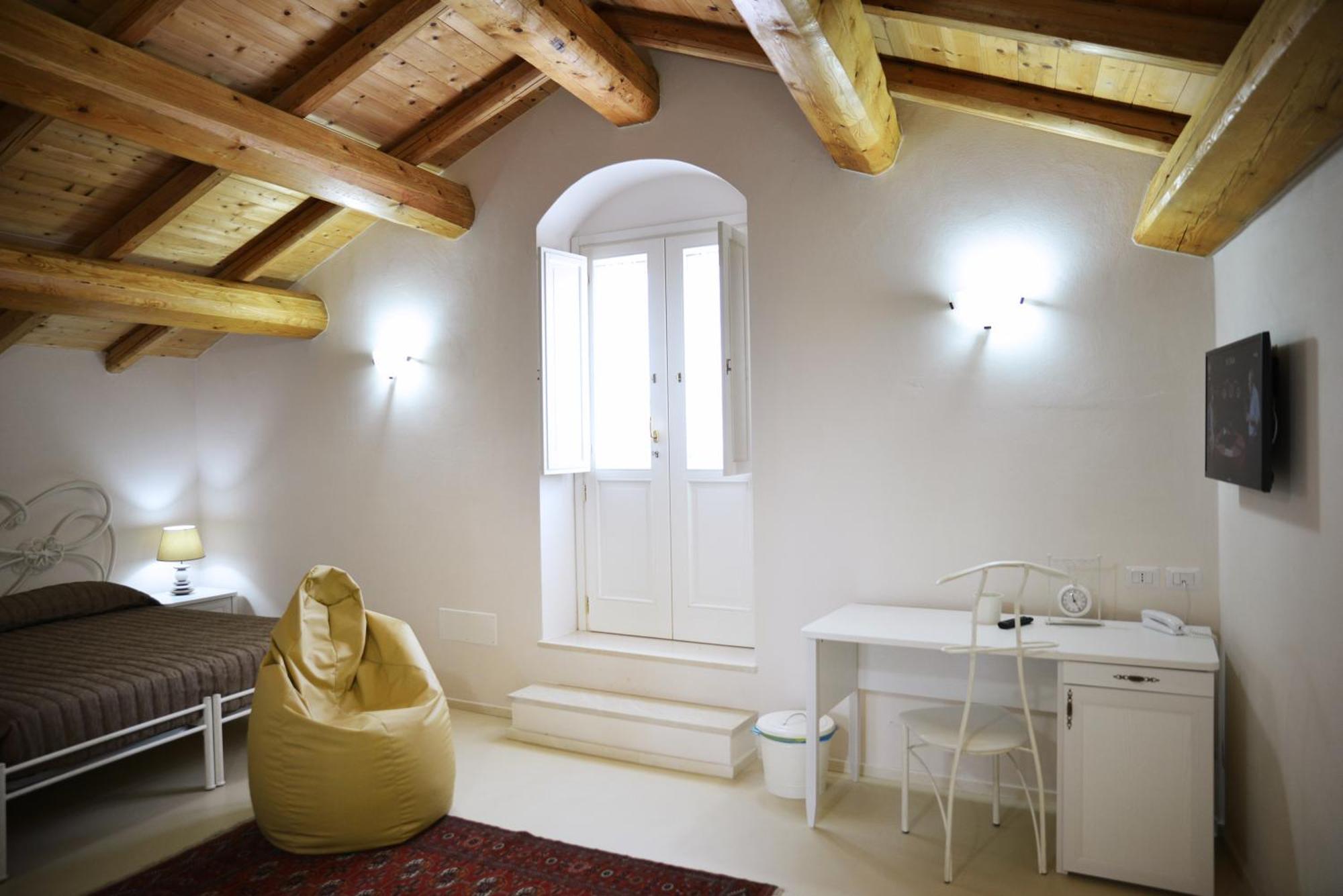 Double or Twin Room,1362211109:JPEG