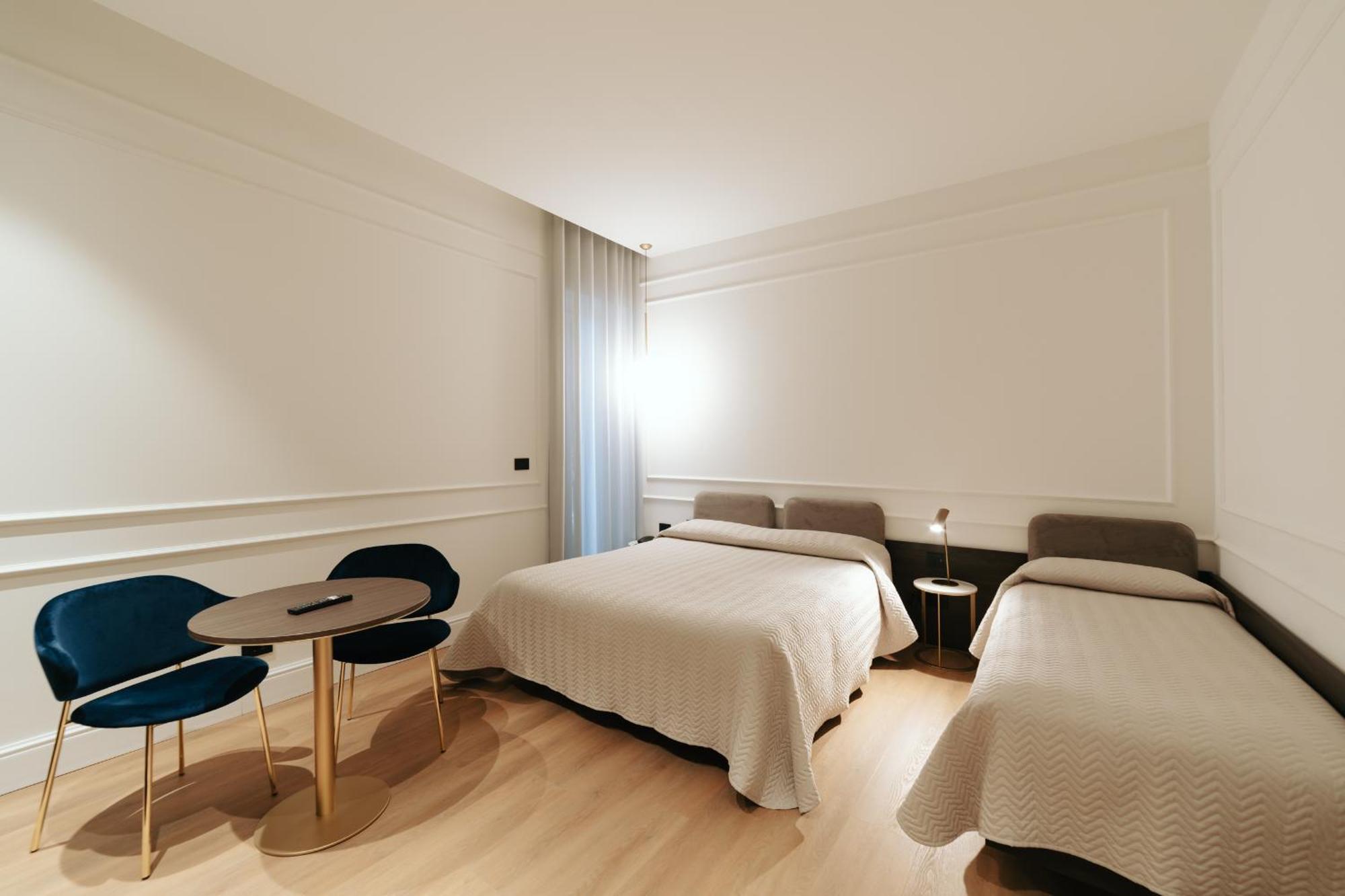 Triple Room,1216456909:JPEG