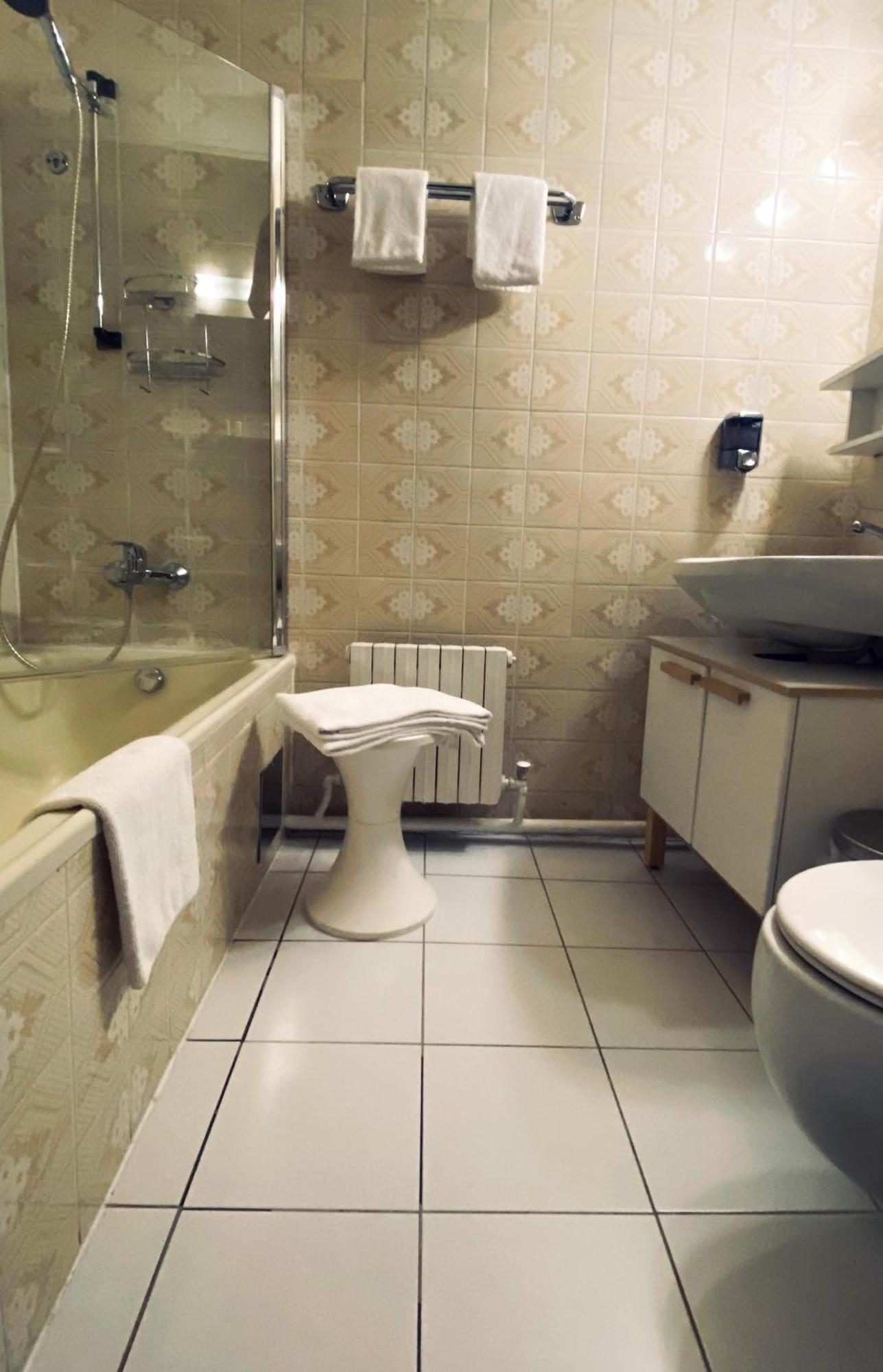 Double or Twin Room,1177063666:JPEG