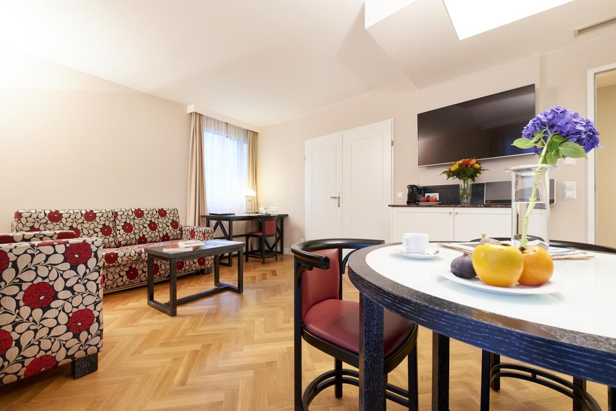 One-Bedroom Executive Apartment,1216924255:JPEG