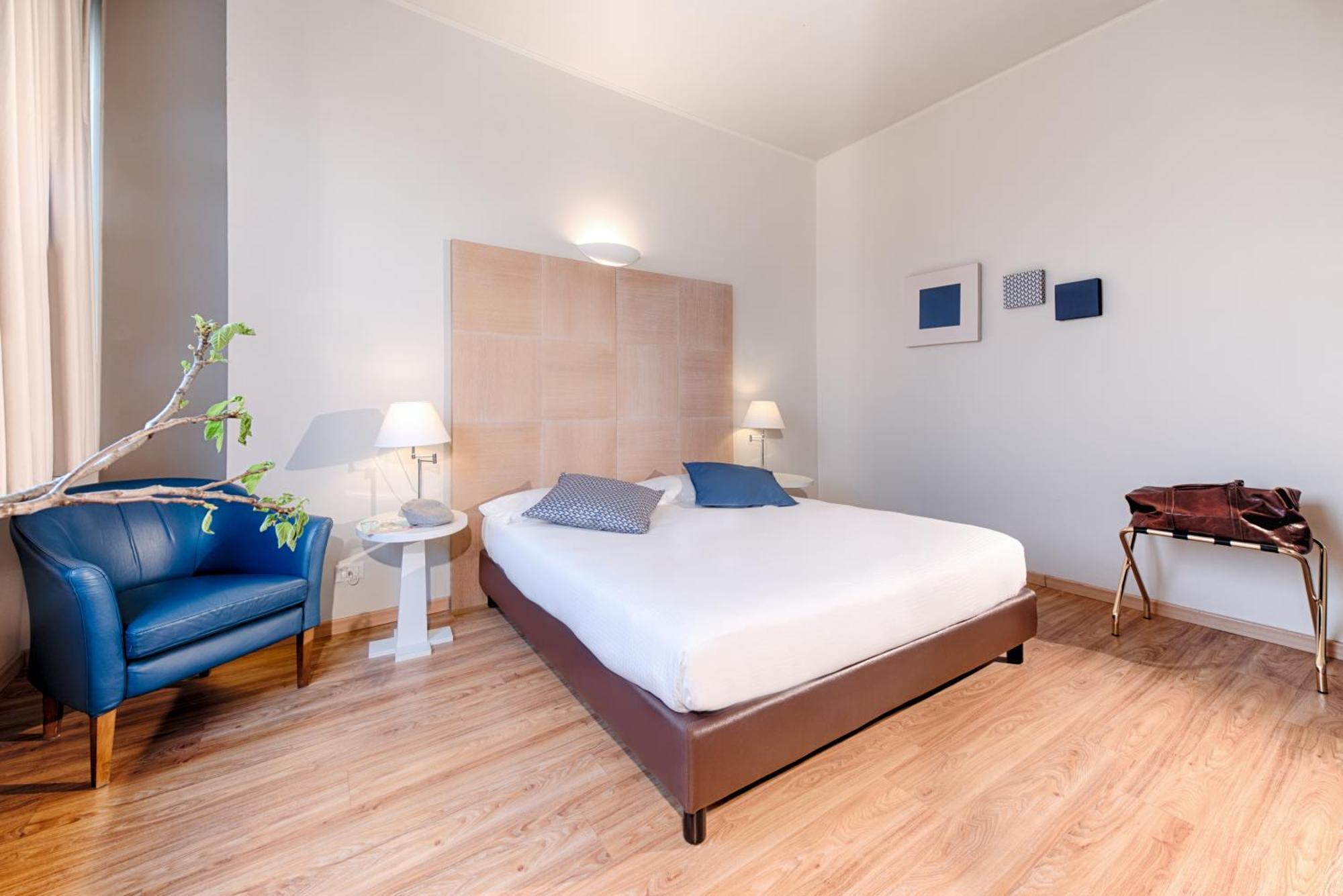 Classic Double Room,789805425:JPEG