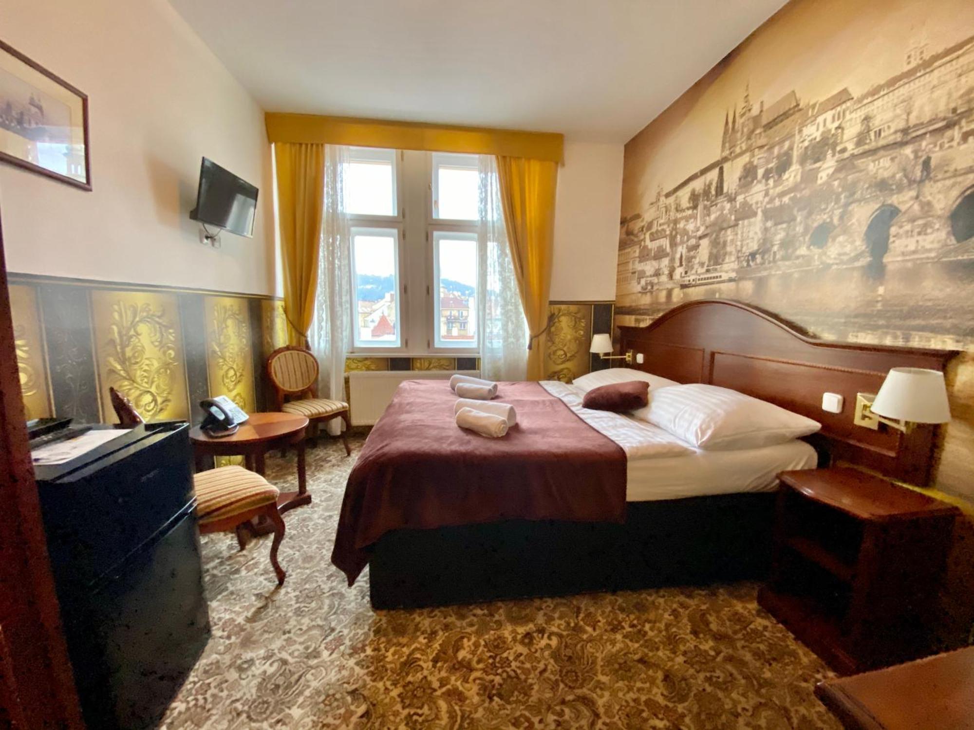 Deluxe Double Room,1218545833:JPEG