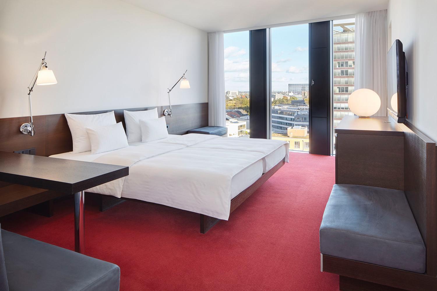 Deluxe Single Room,519341889:JPEG