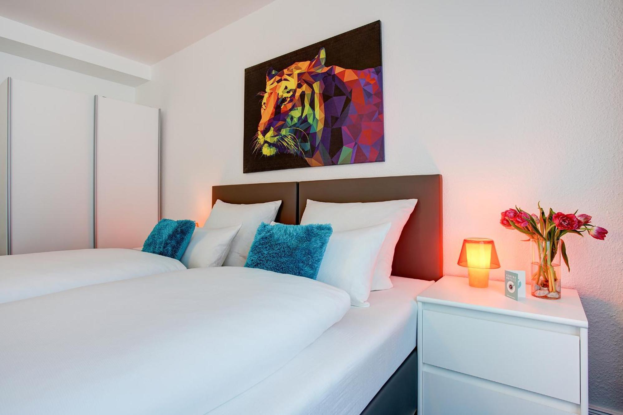 Triple Room,718341784:JPEG