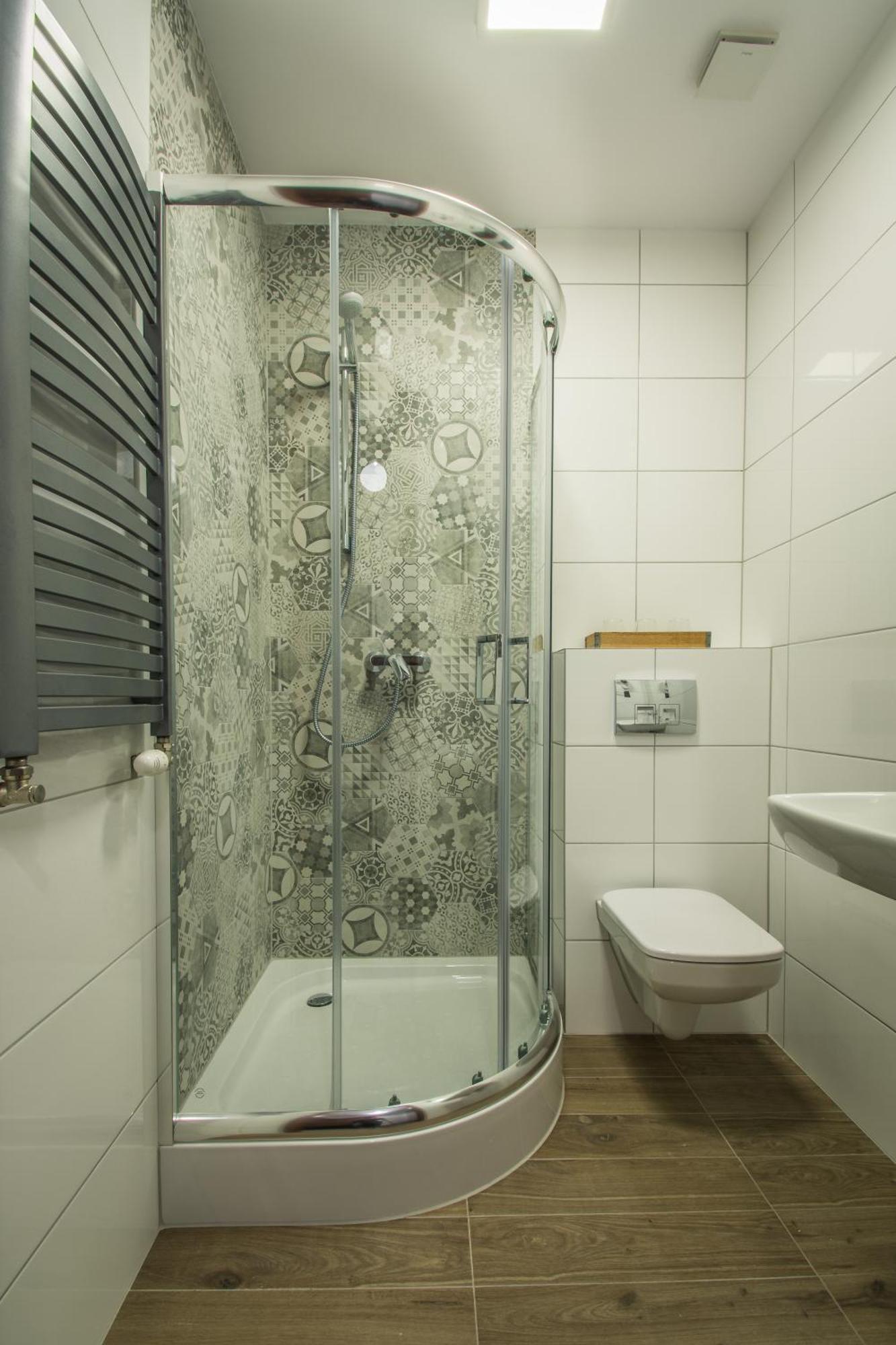 Standard Apartment,1282551220:JPEG