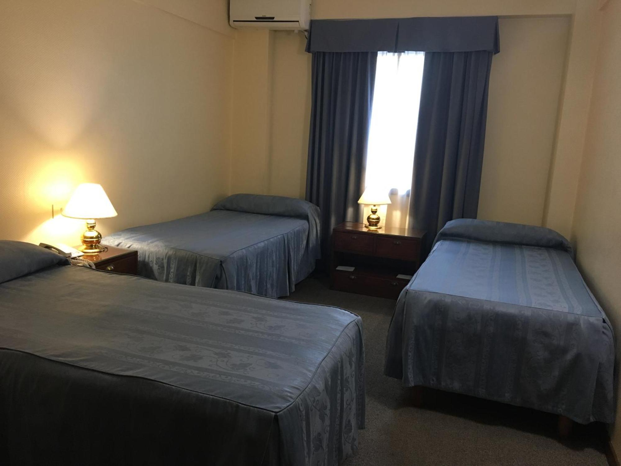 Triple Room,1319467864:JPEG