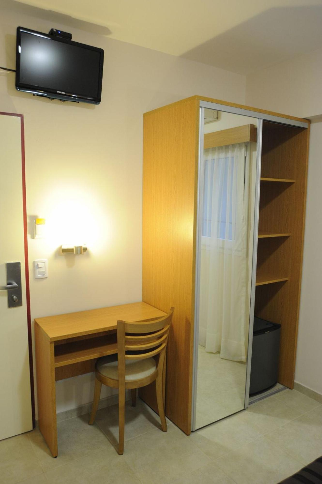 Quarto Individual
