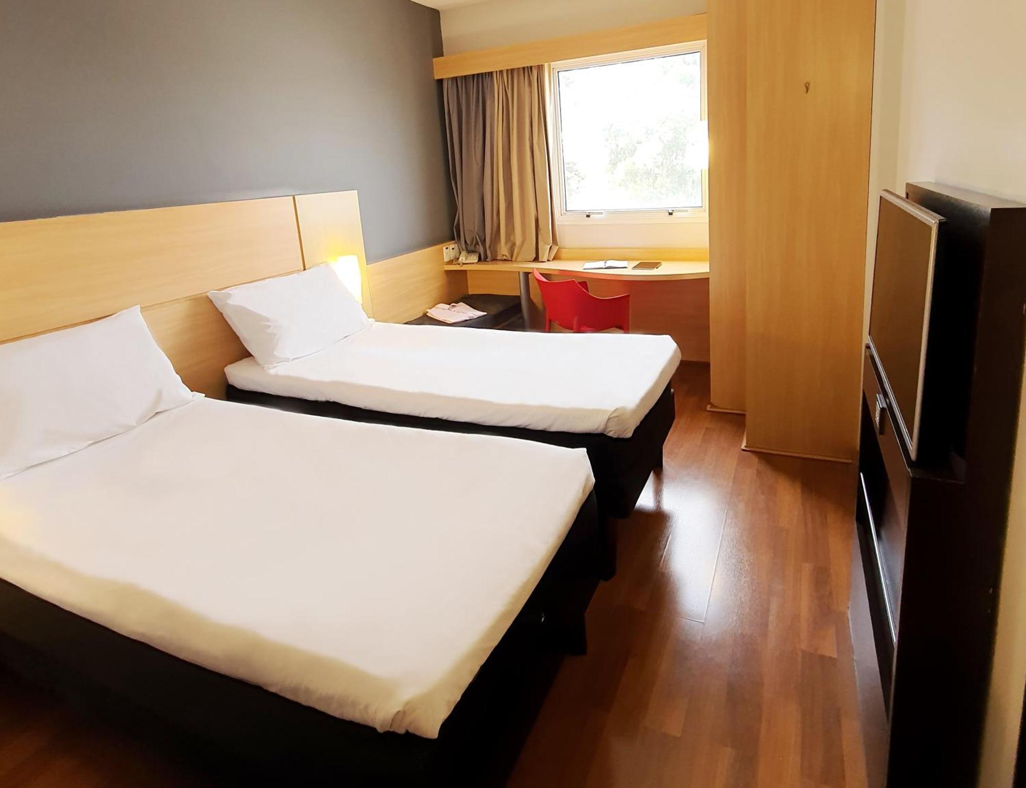 Standard Twin Room,1225211789:JPEG