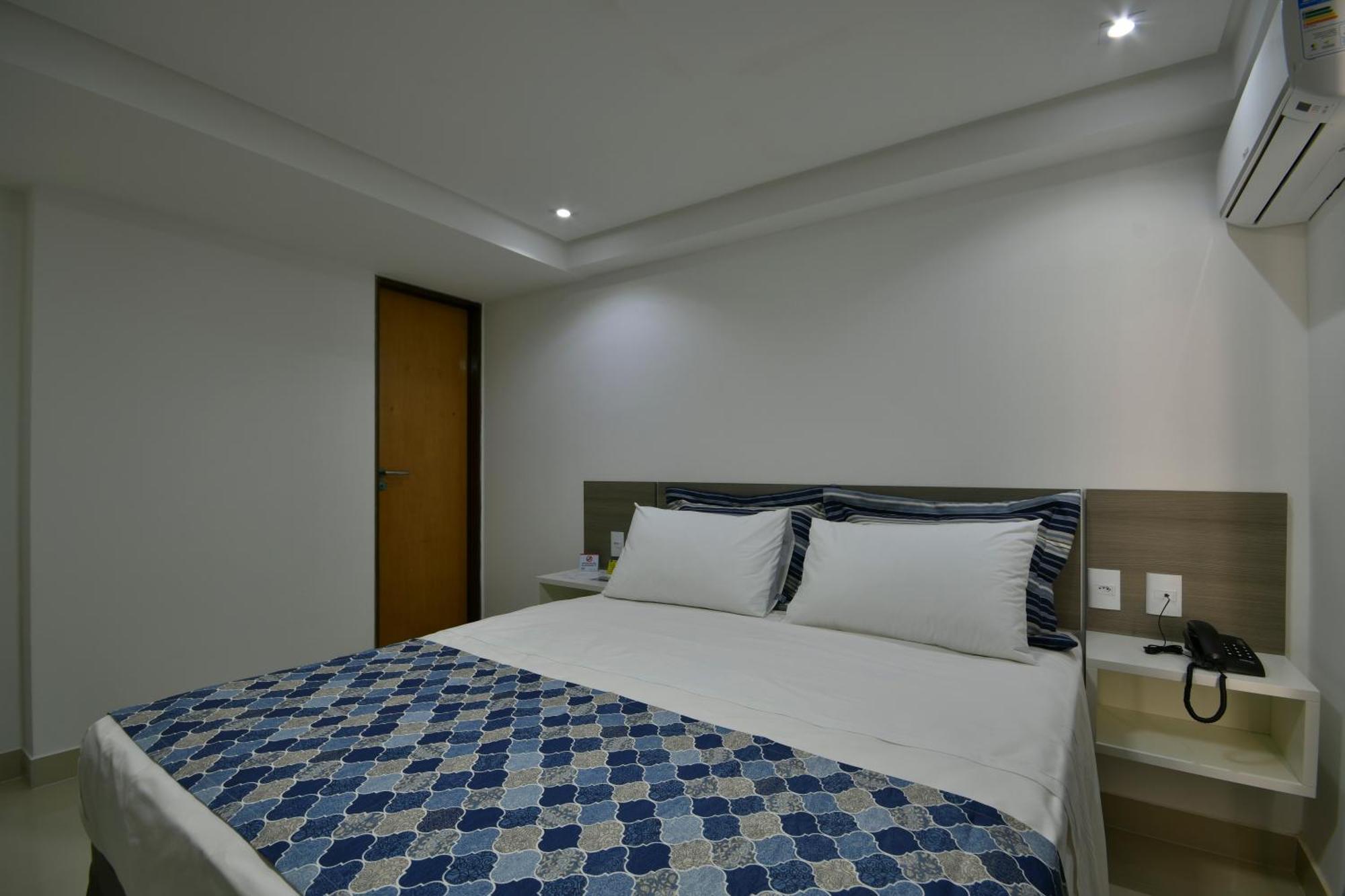 Deluxe Room,1220966233:JPEG