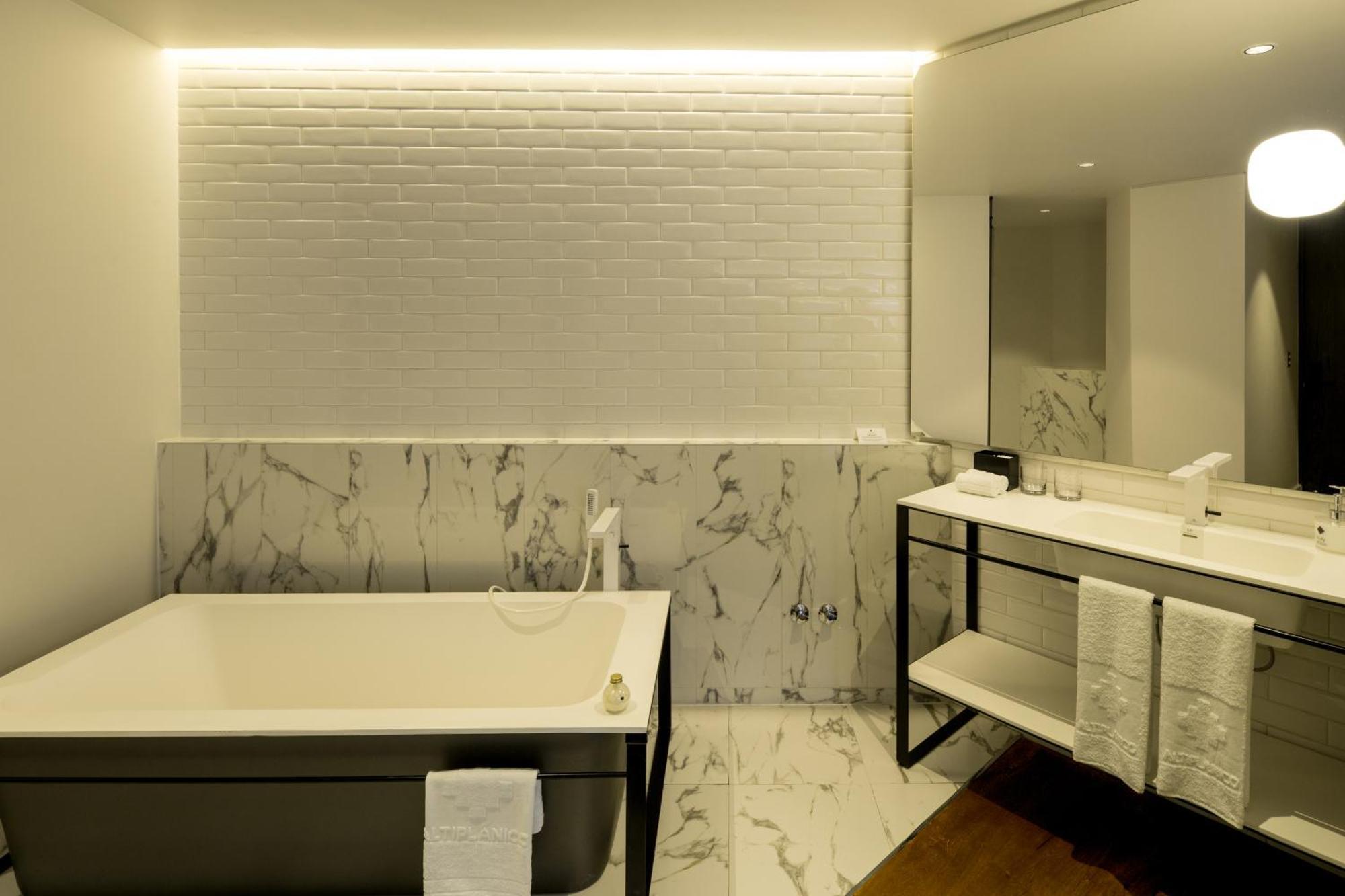 Double Suite