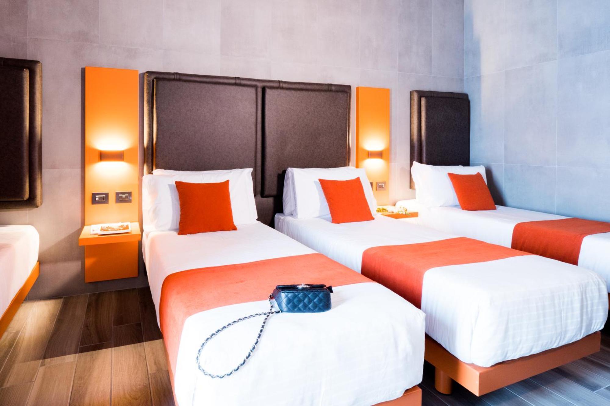 Standard Quadruple Room,811743483:JPEG