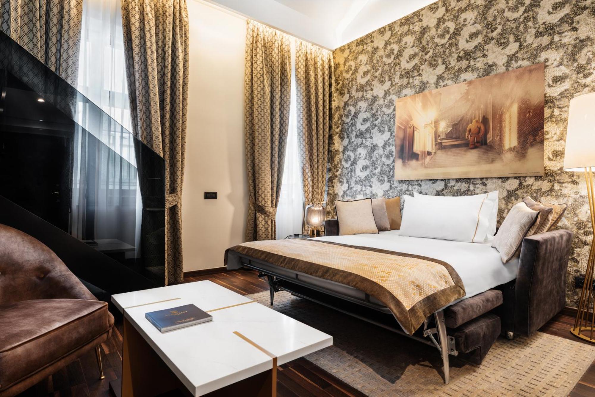 Duplex Room