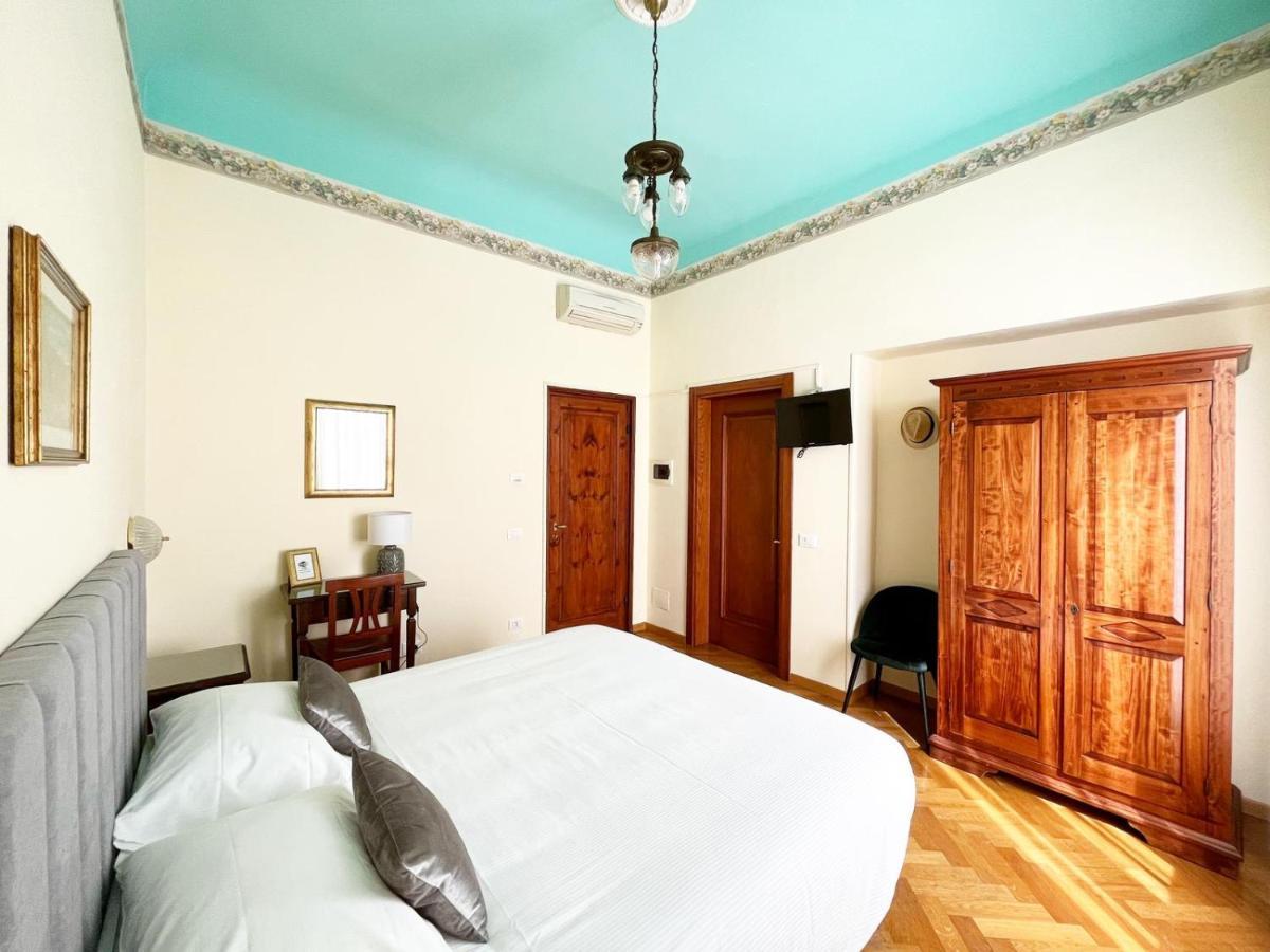 Standard Double Room,1225338968:JPEG