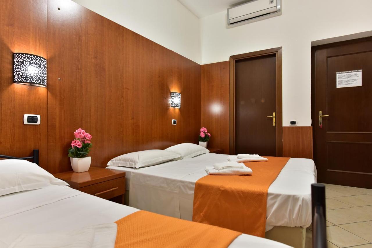 Triple Room,1225474994:JPEG