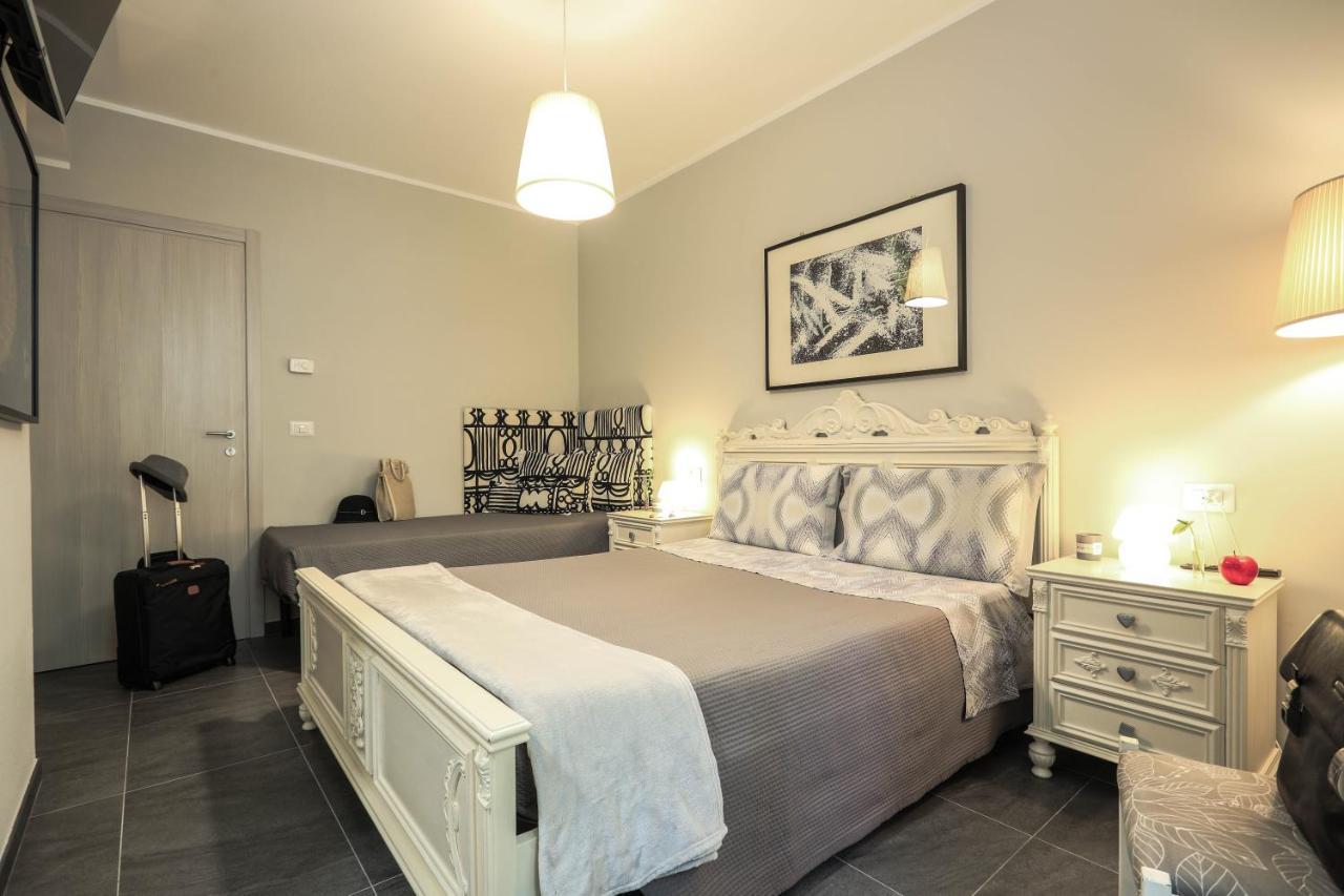 Standard Double Room,1225725692:JPEG
