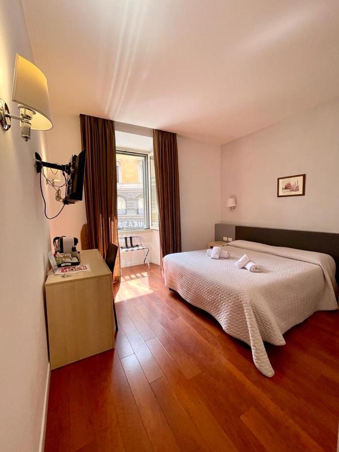 Deluxe Room,1226478479:JPEG
