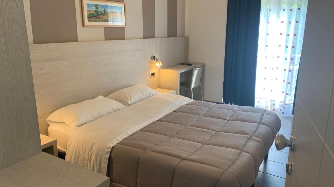Standard Double or Twin Room Balcony