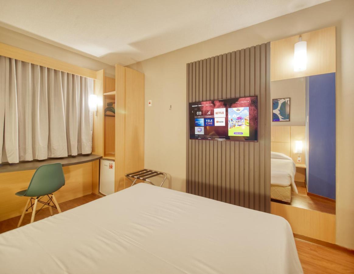 Quarto Duplo Standard