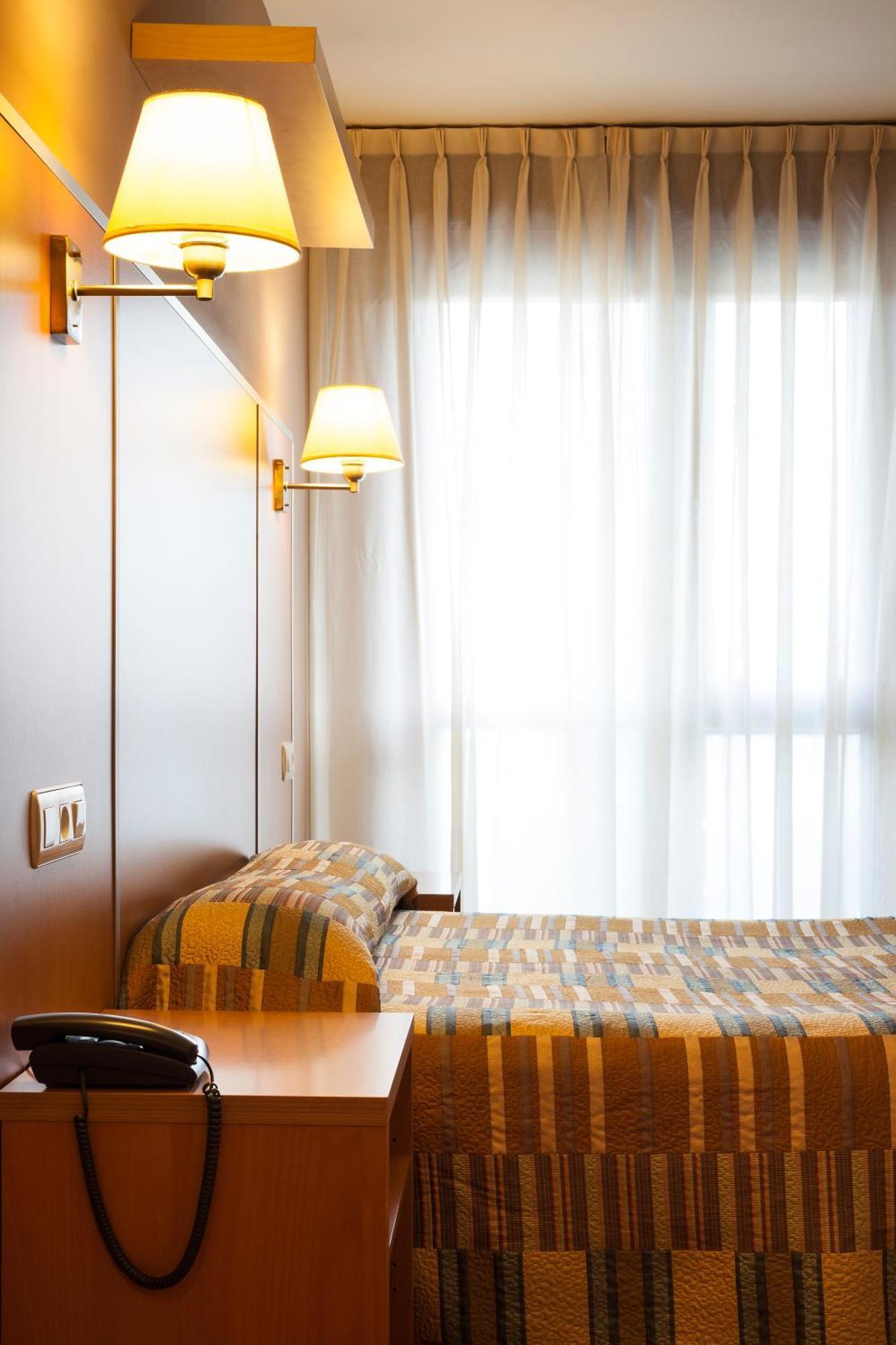 Double Room,1227362672:JPEG