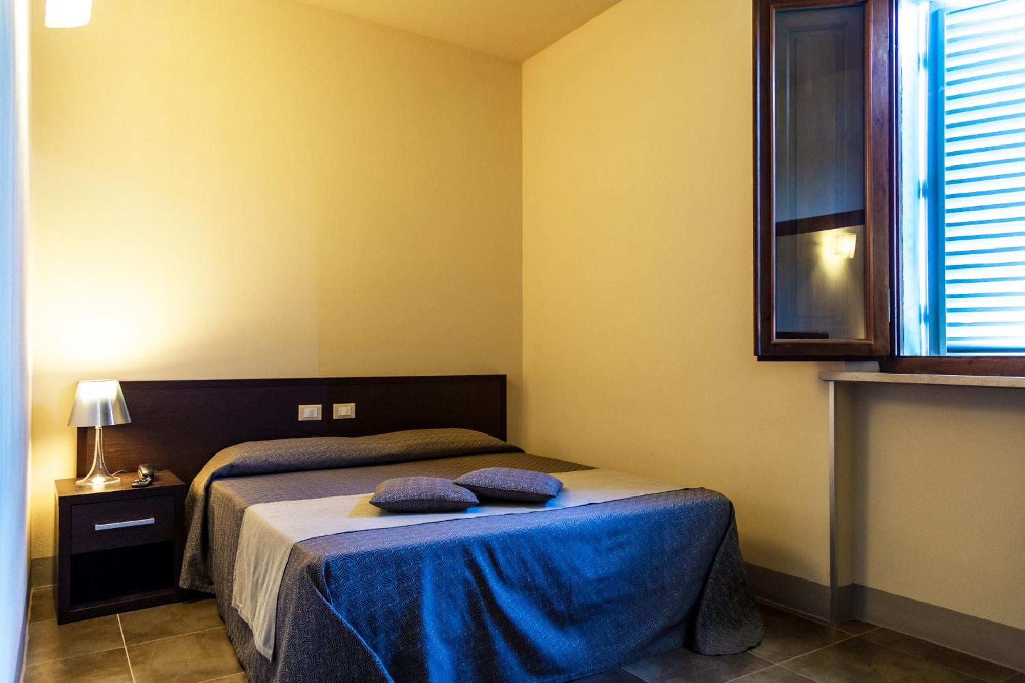 Classic Double or Twin Room,1228082432:JPEG