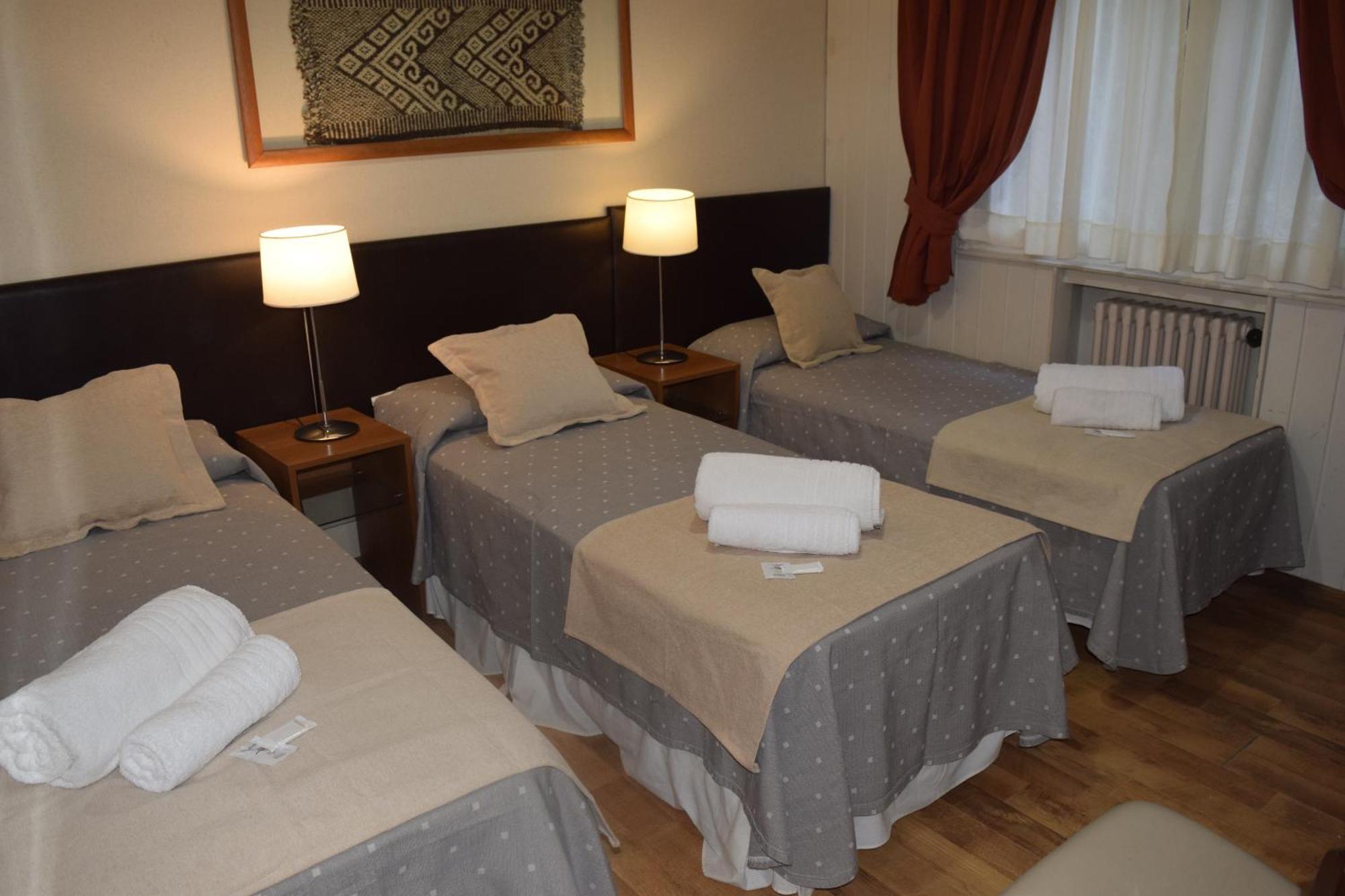 Triple Room,1228162526:JPEG